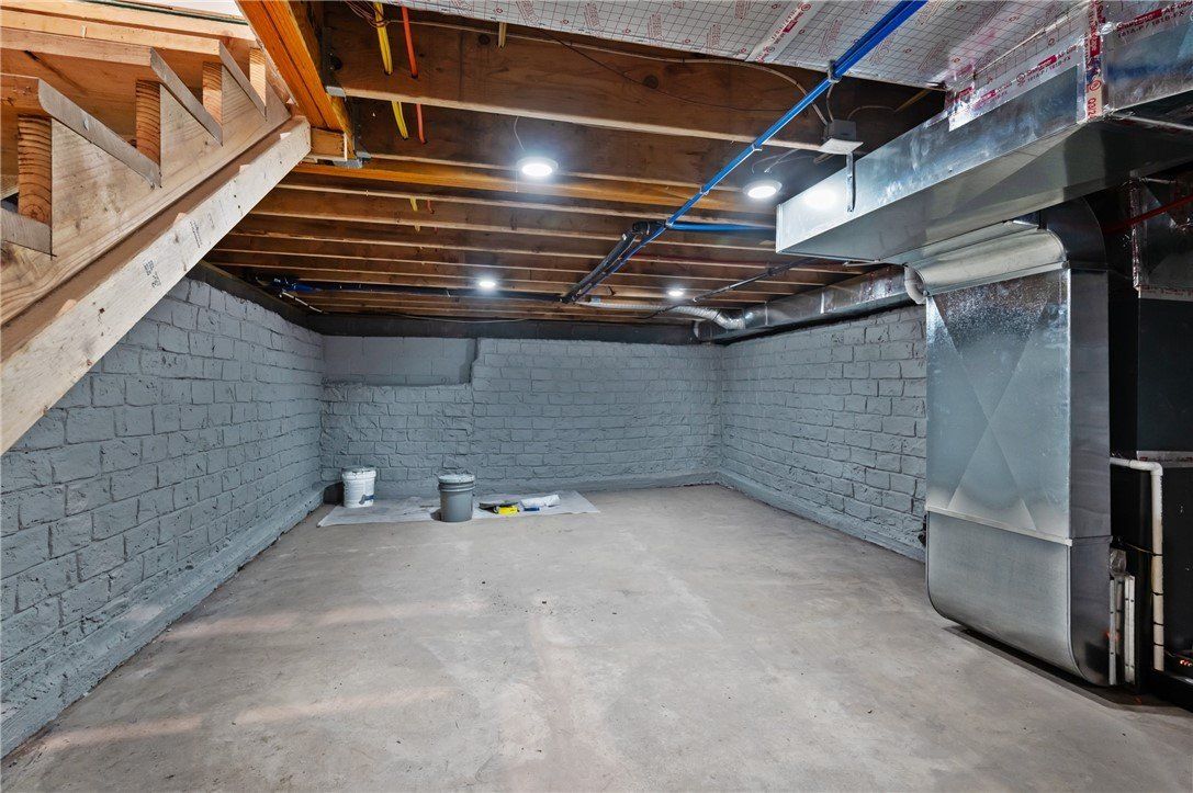 5217 Broad Street. Pittsburgh, PA 15224