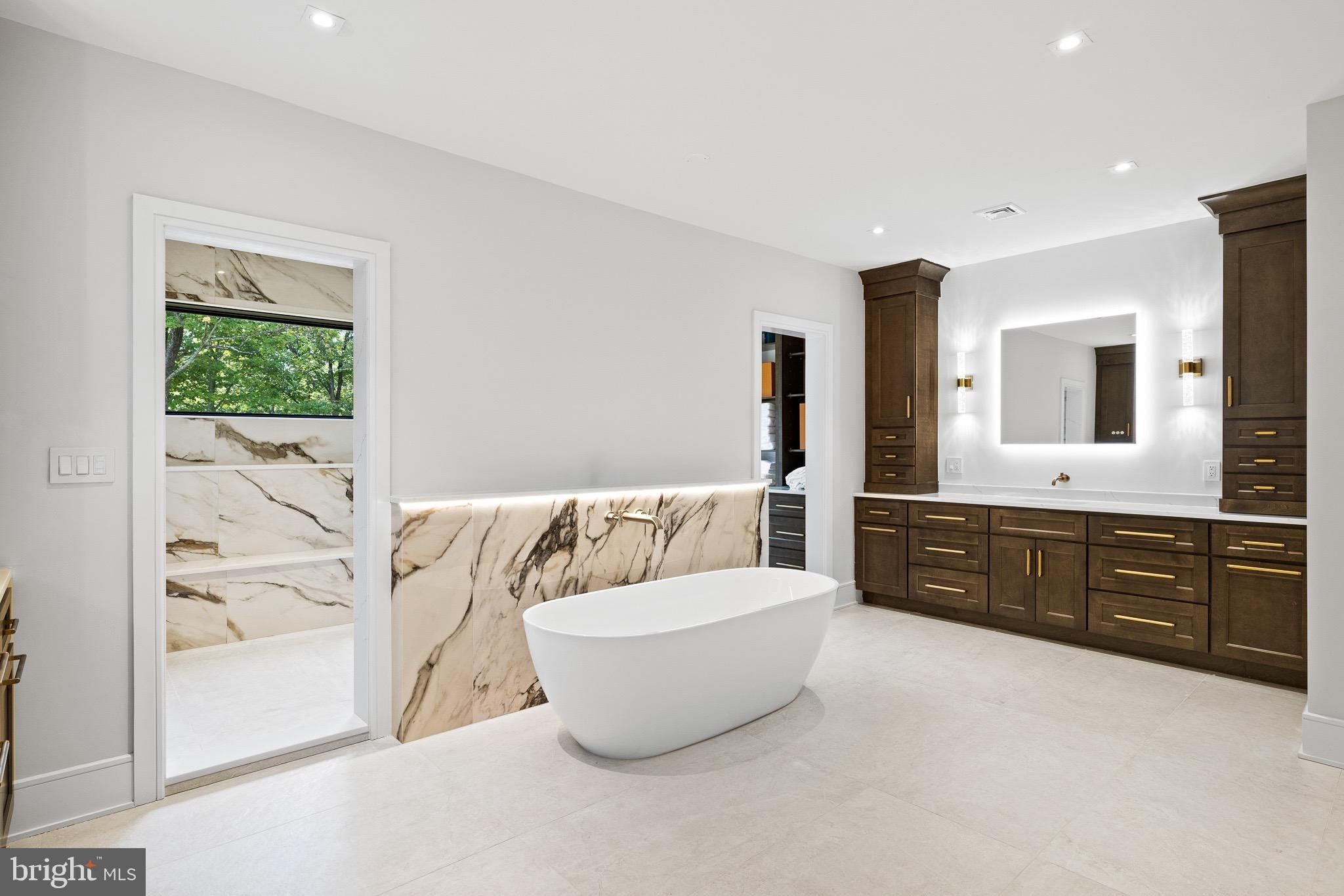 5895 Rodgers Road. Pipersville, PA 18947