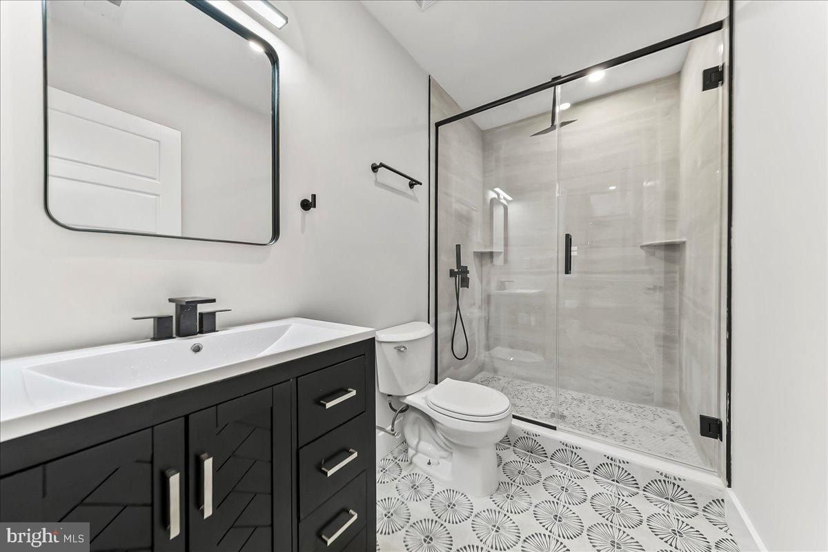 2034 Reed Street. Philadelphia, PA 19146