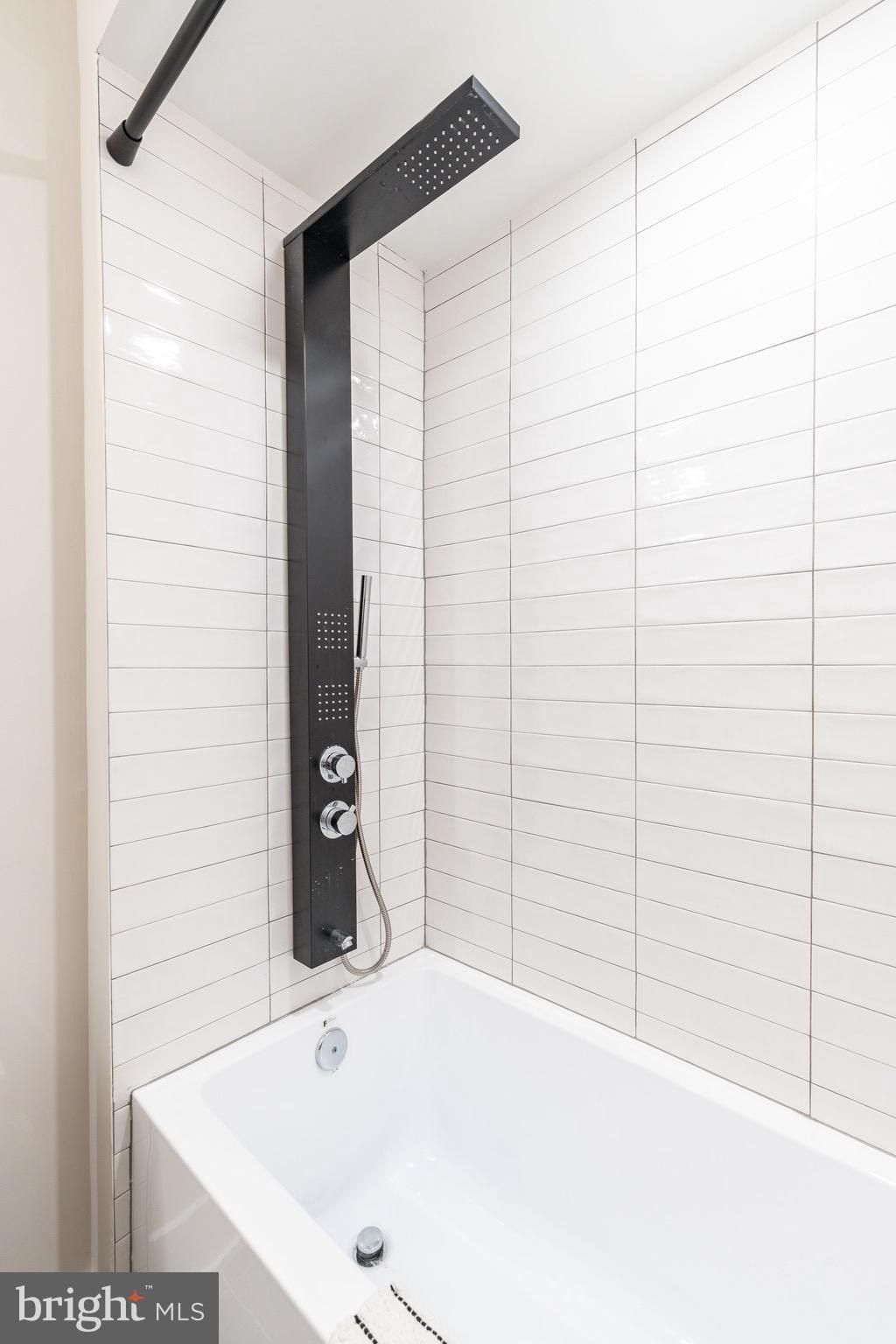 3841 Ridge Avenue. Philadelphia, PA 19132