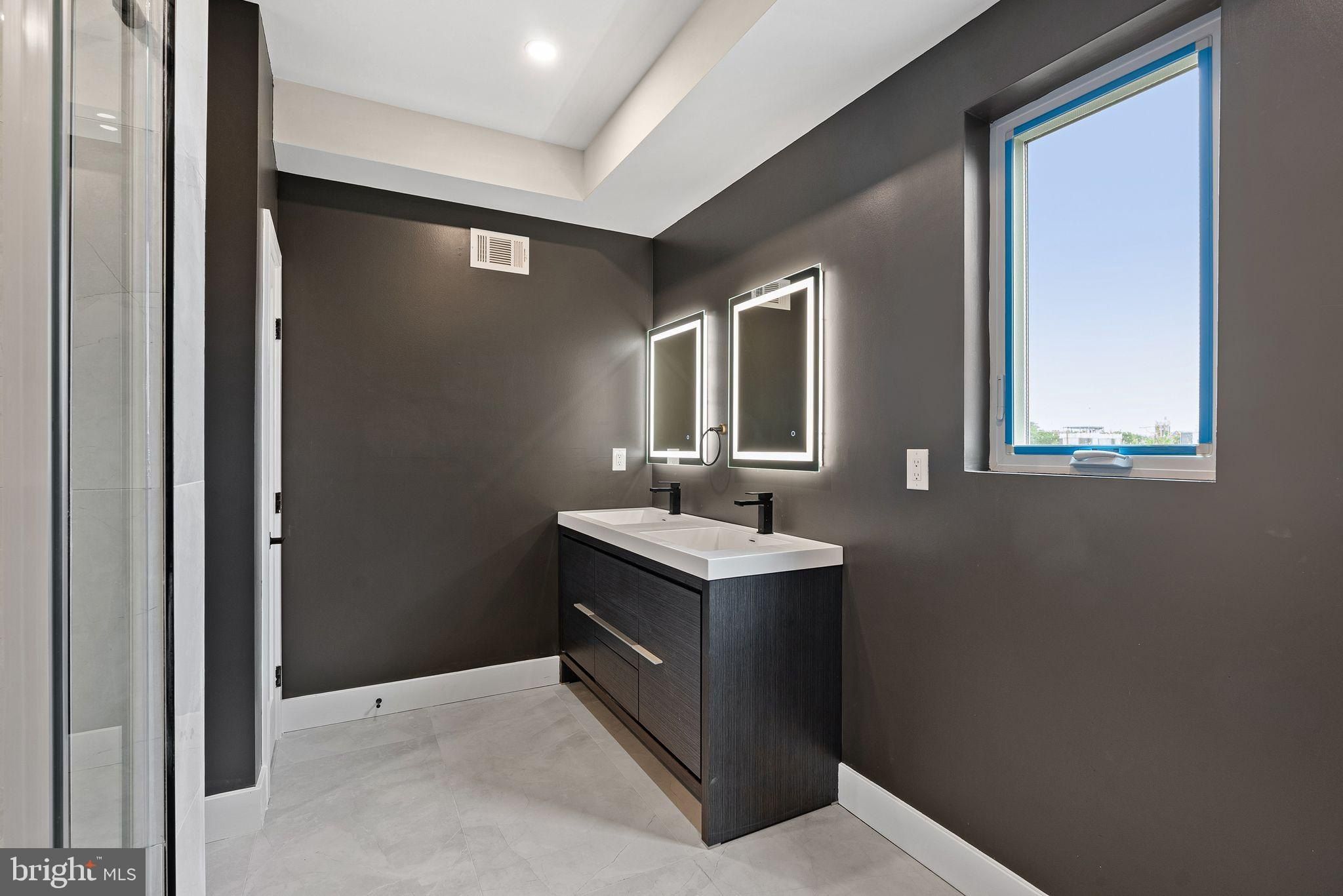 2720 Wharton Street. Philadelphia, PA 19146