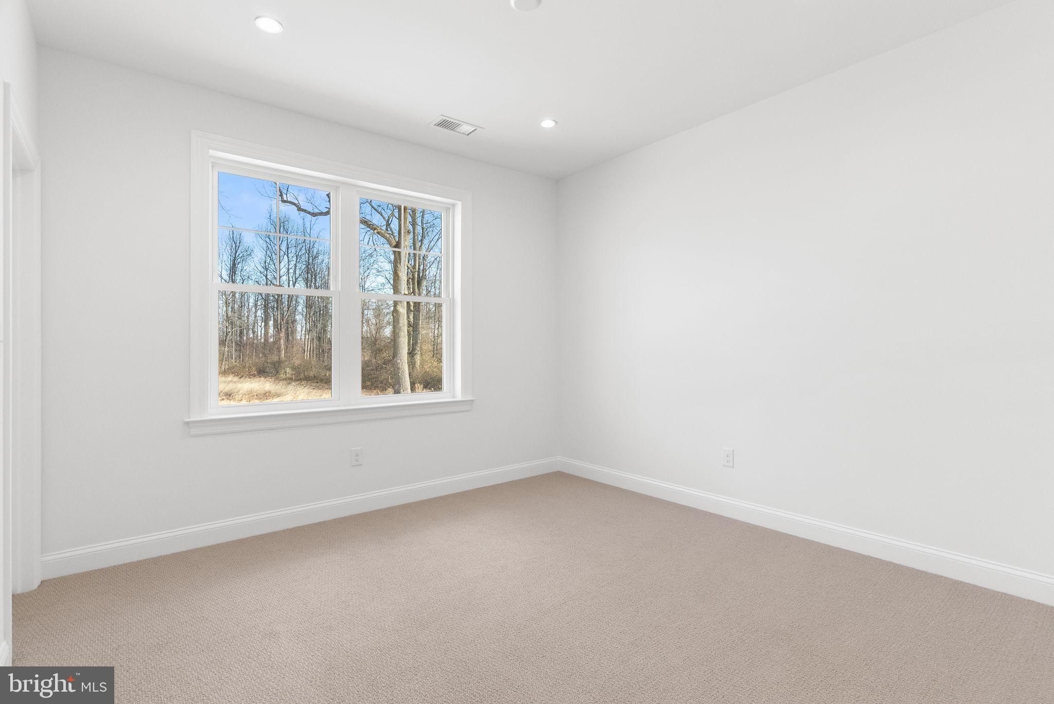 108 Lexington Manor. Glenmoore, PA 19343