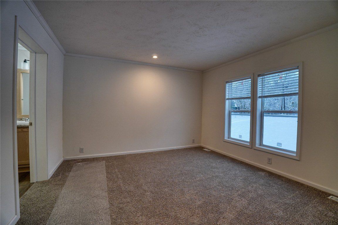 4937 Crayton Road. West Springfield, PA 16443