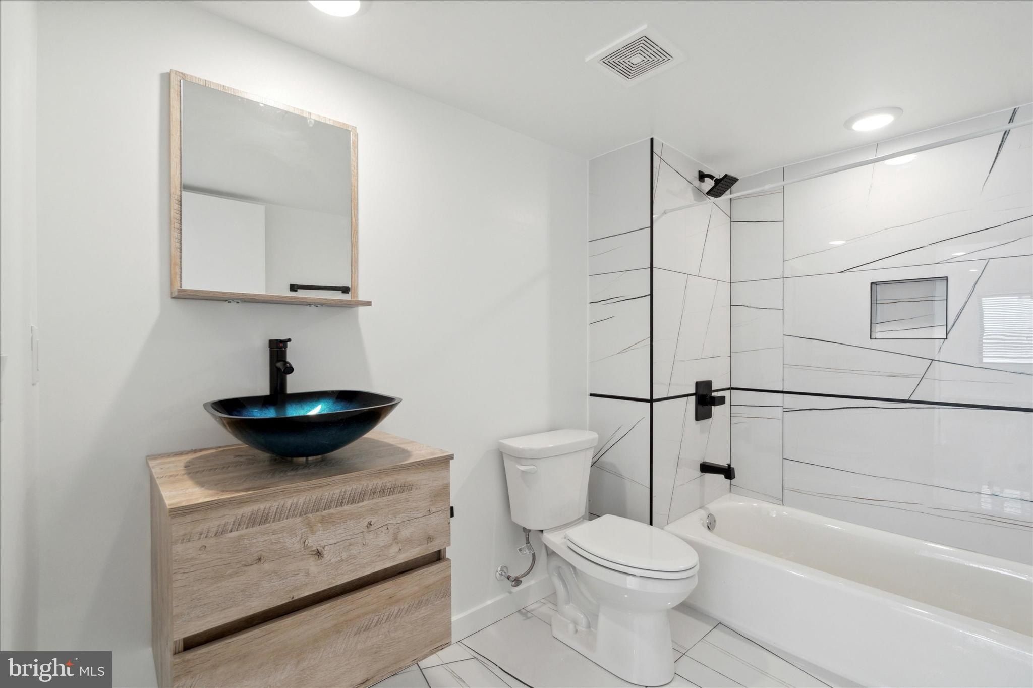 1951 Point Breeze Avenue. Philadelphia, PA 19145