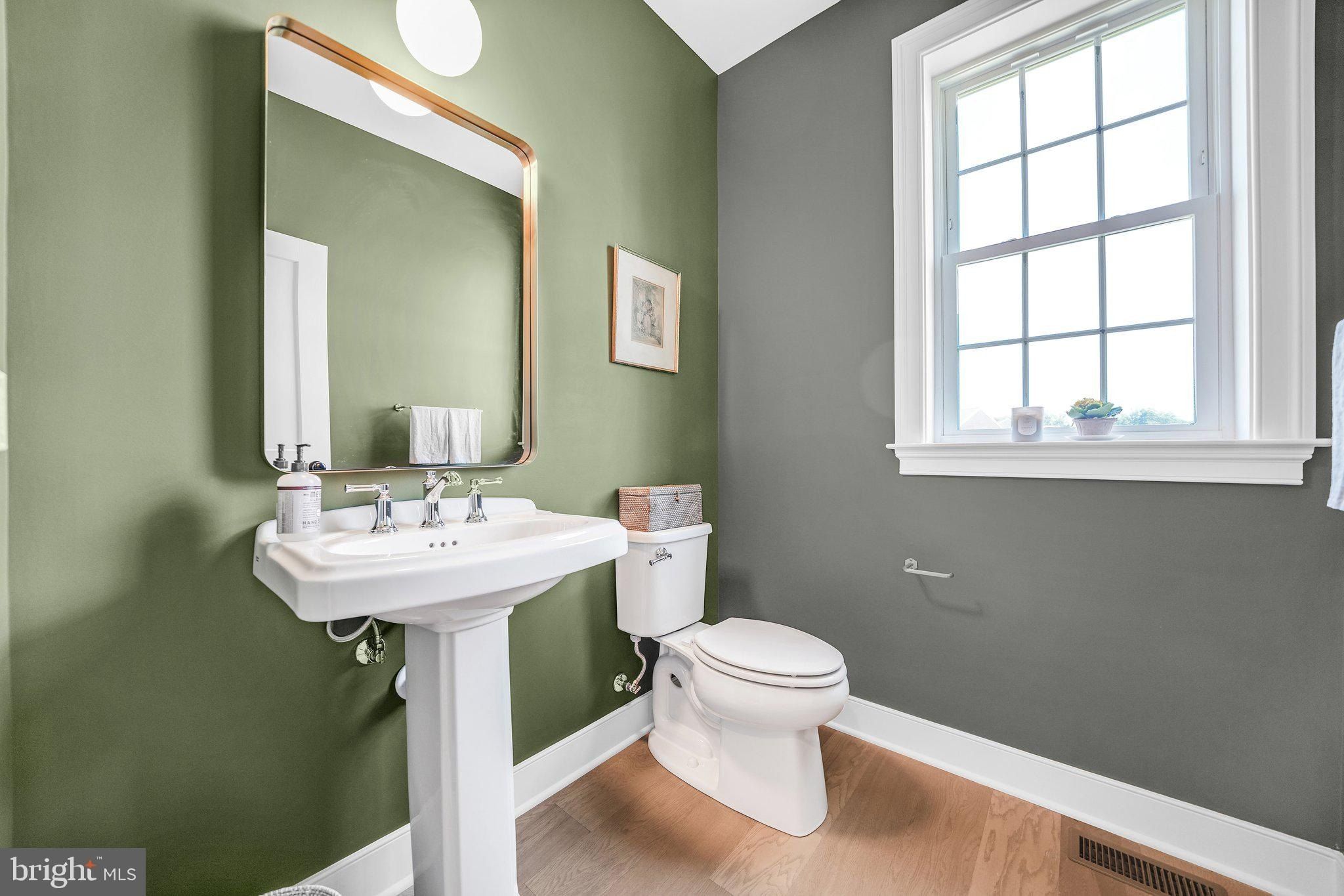 274 Beaumont Drive. Oxford, PA 19363