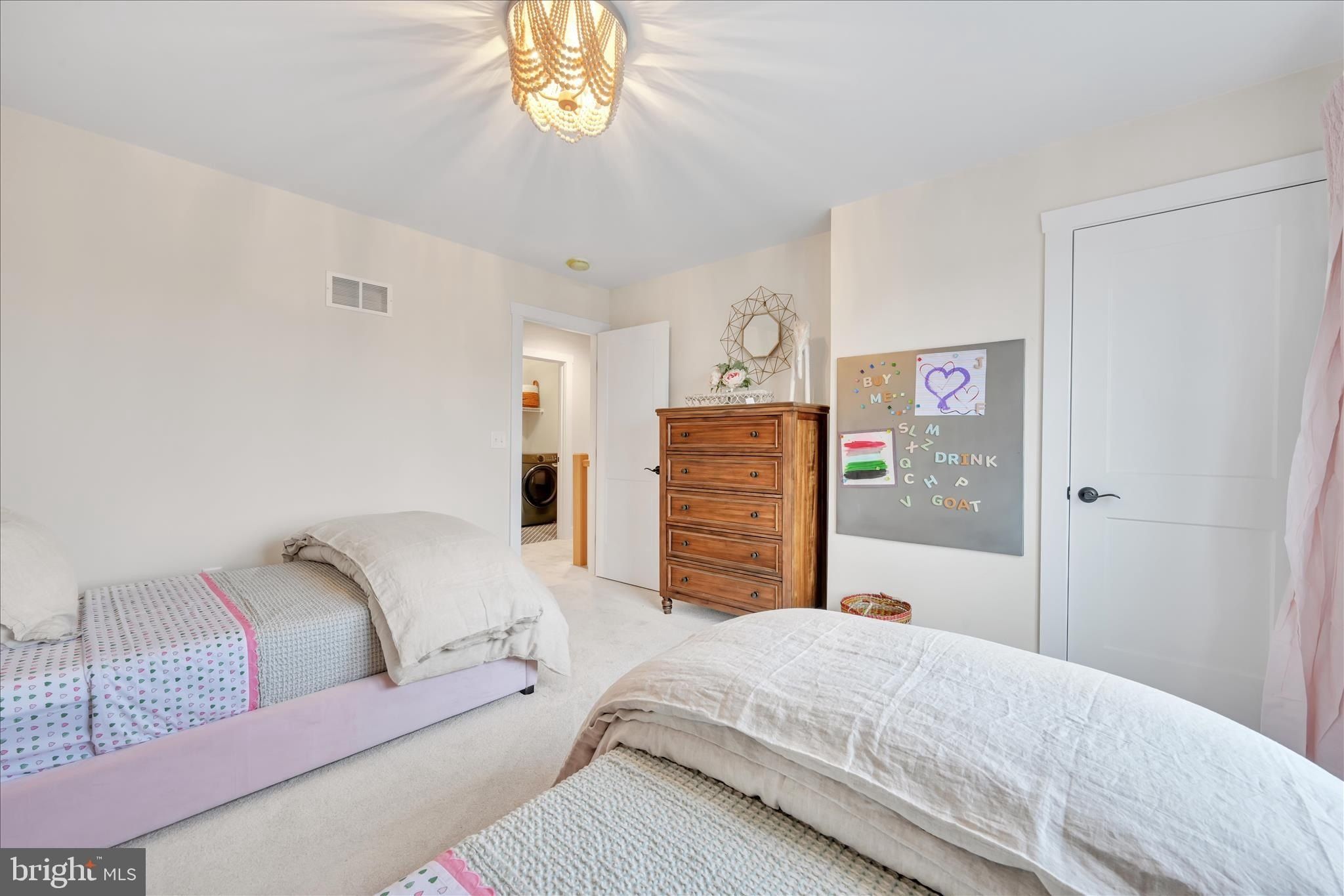 3151 Creighton Drive. Manheim, PA 17545