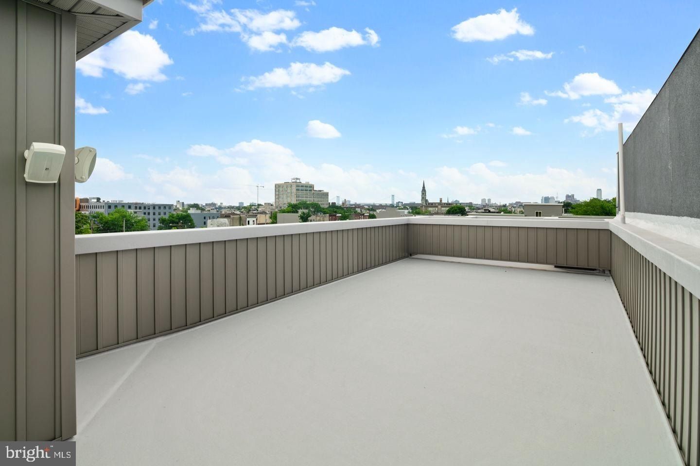 627 W Oxford Street. Philadelphia, PA 19122