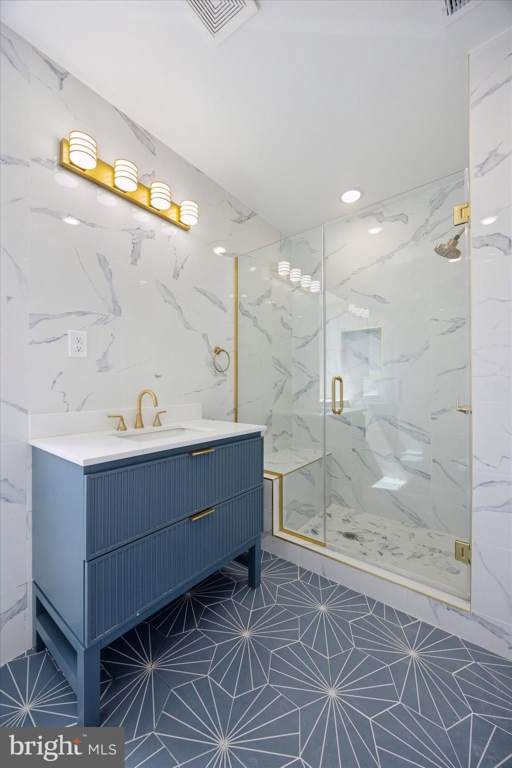 201 N 60Th Street. Philadelphia, PA 19139