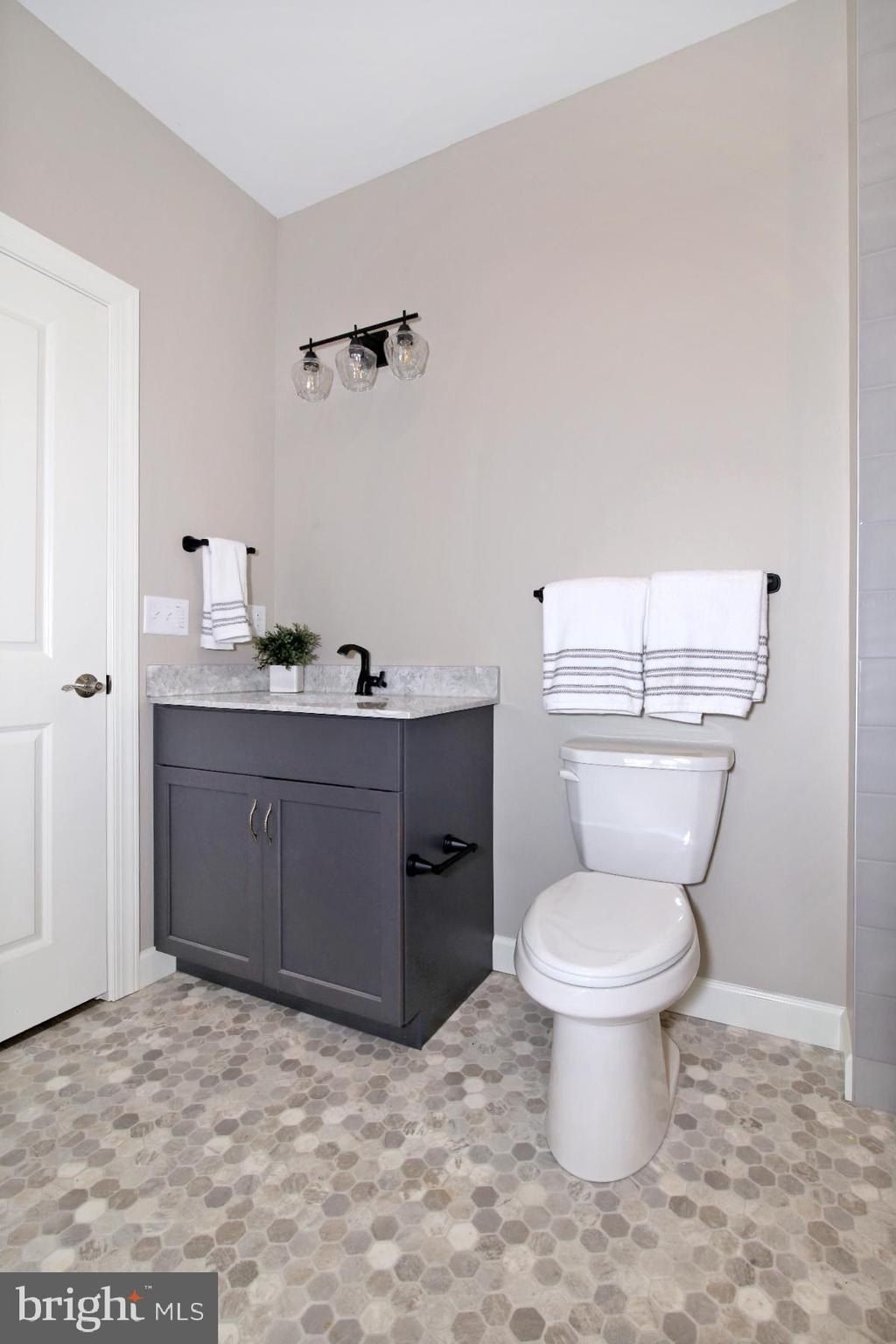 108 Allwein Drive. Lebanon, PA 17042