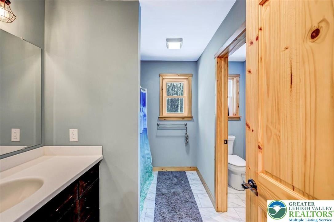 1055 Sugar Hollow Road. Saylorsburg, PA 18353