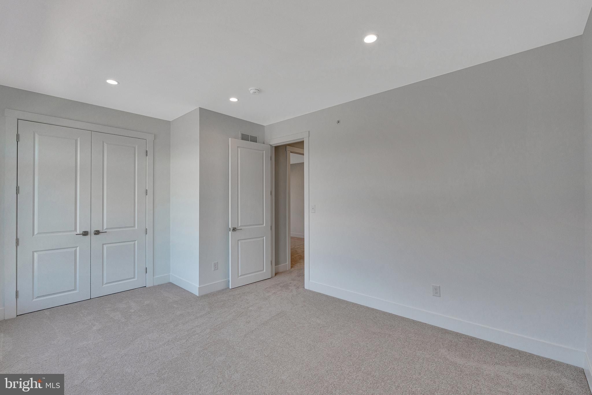 816 Bryce Dr. Horsham, PA 19044