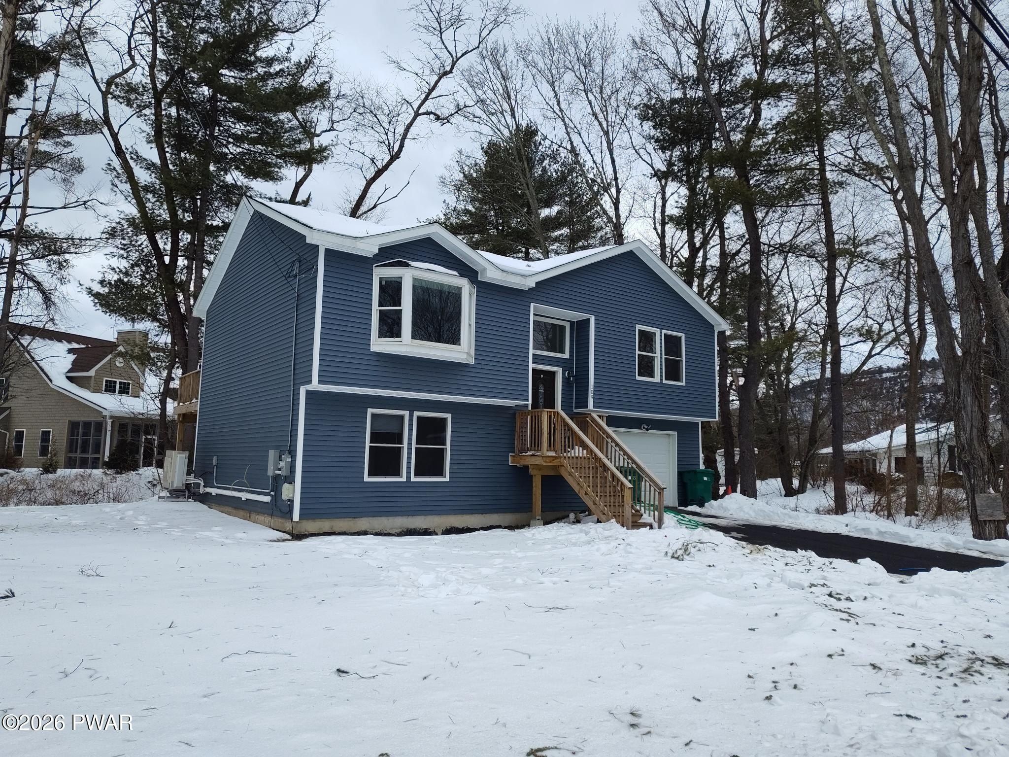 109 Rose Lane. Matamoras, PA 18336