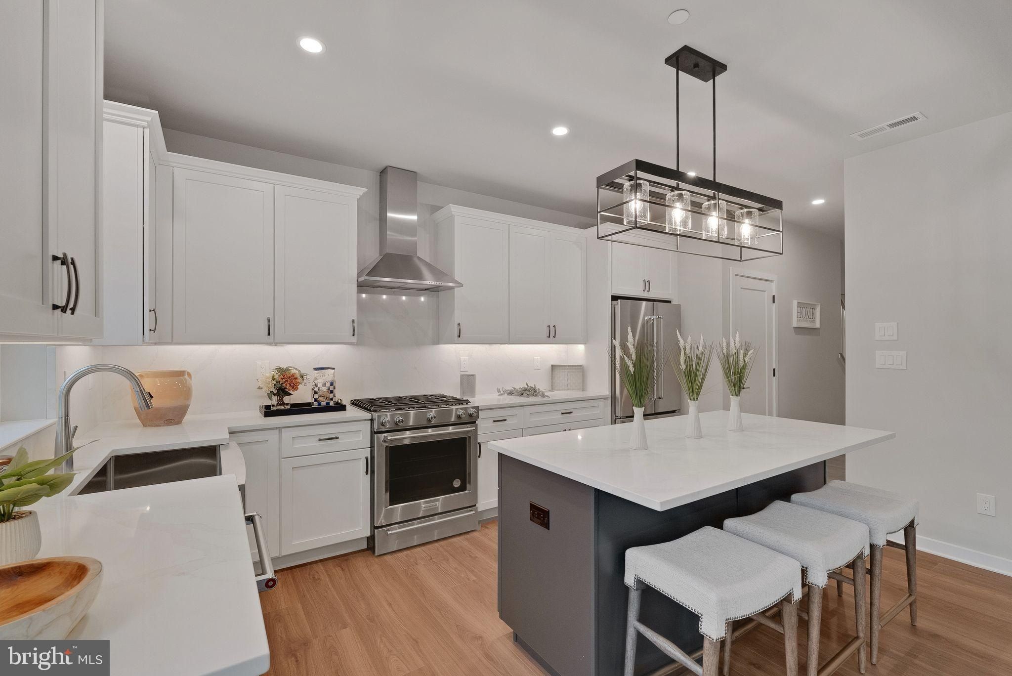 29 Cedar Circle Unit 15. Levittown, PA 19055