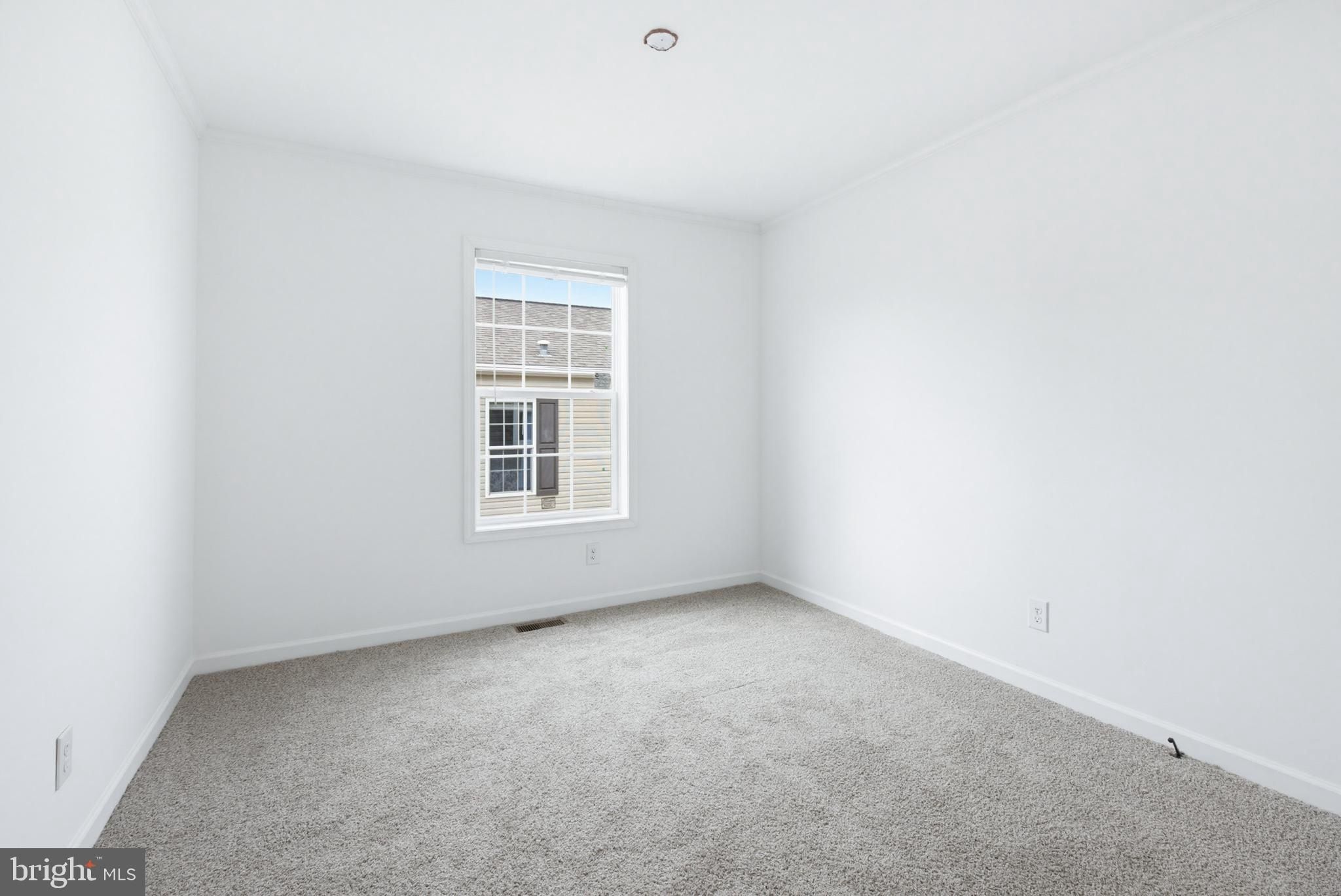 443 Eastwood Ln. Lancaster, PA 17603