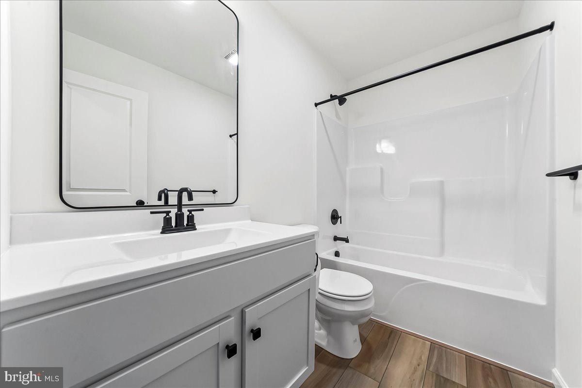 203 Chestnut Parkway. Wallingford, PA 19086