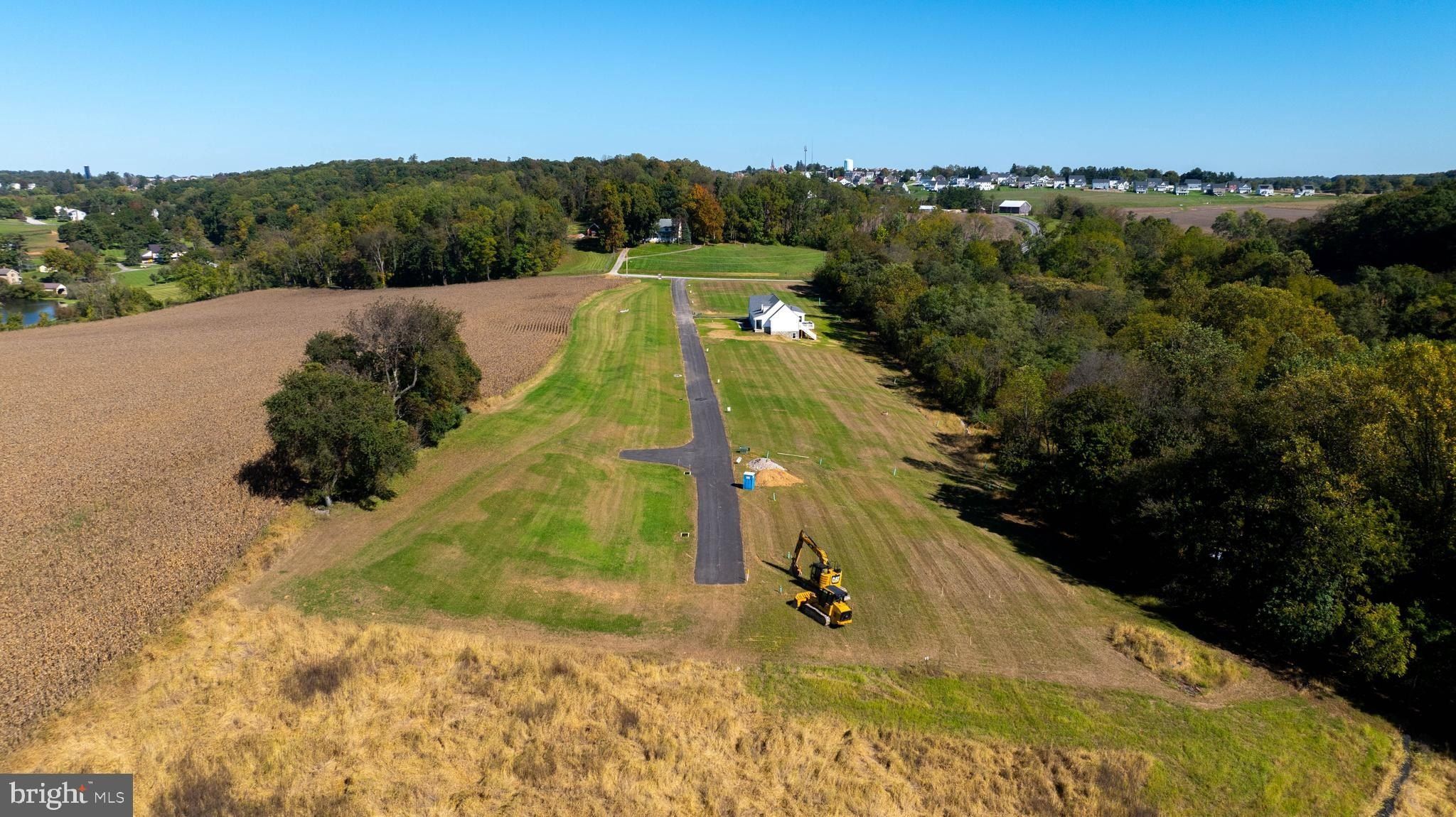 Harambe Overlook Lot 10 Savannah Model. Shrewsbury, PA 17361