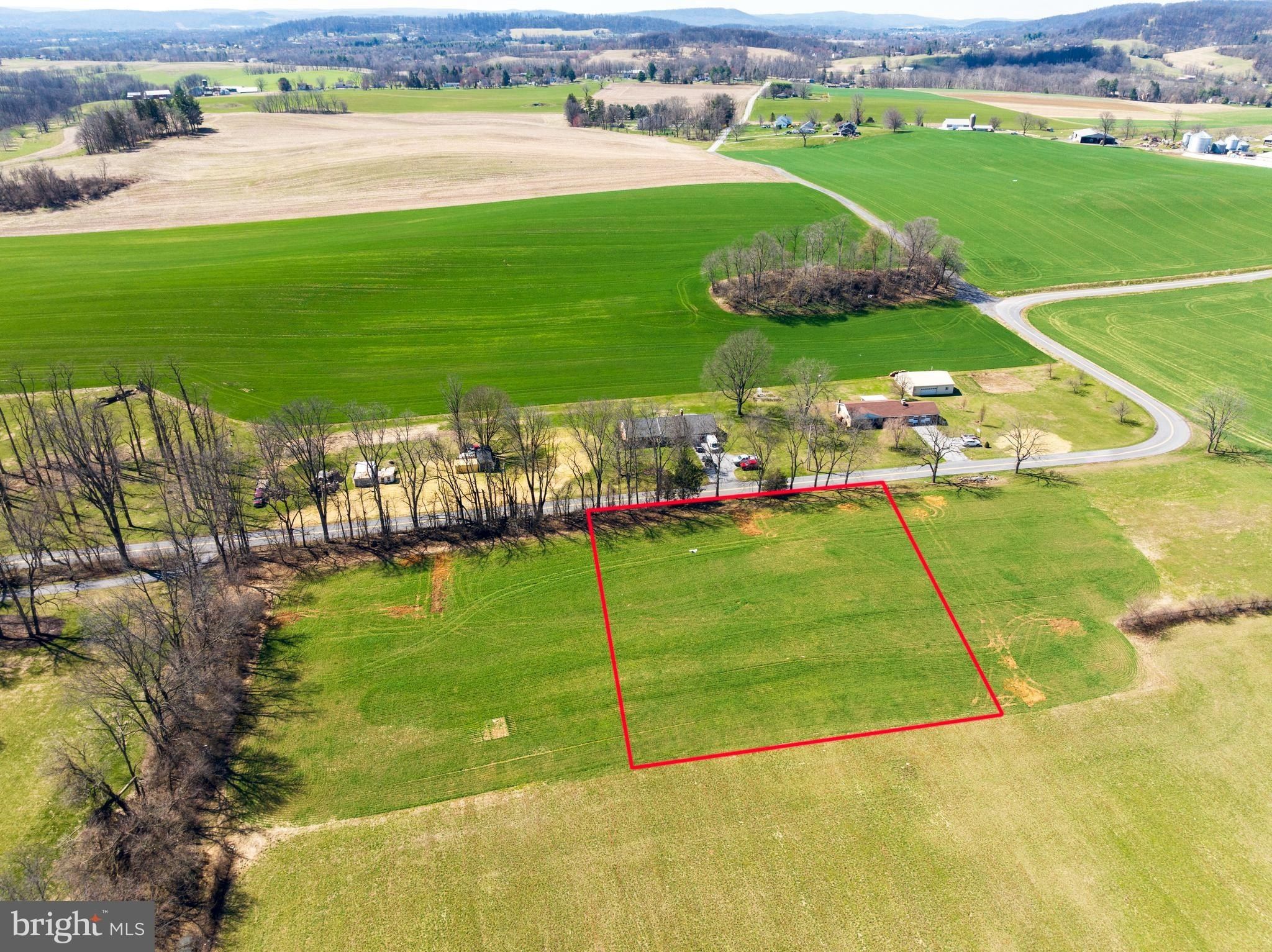 Hunter Road. Oley, PA 19547