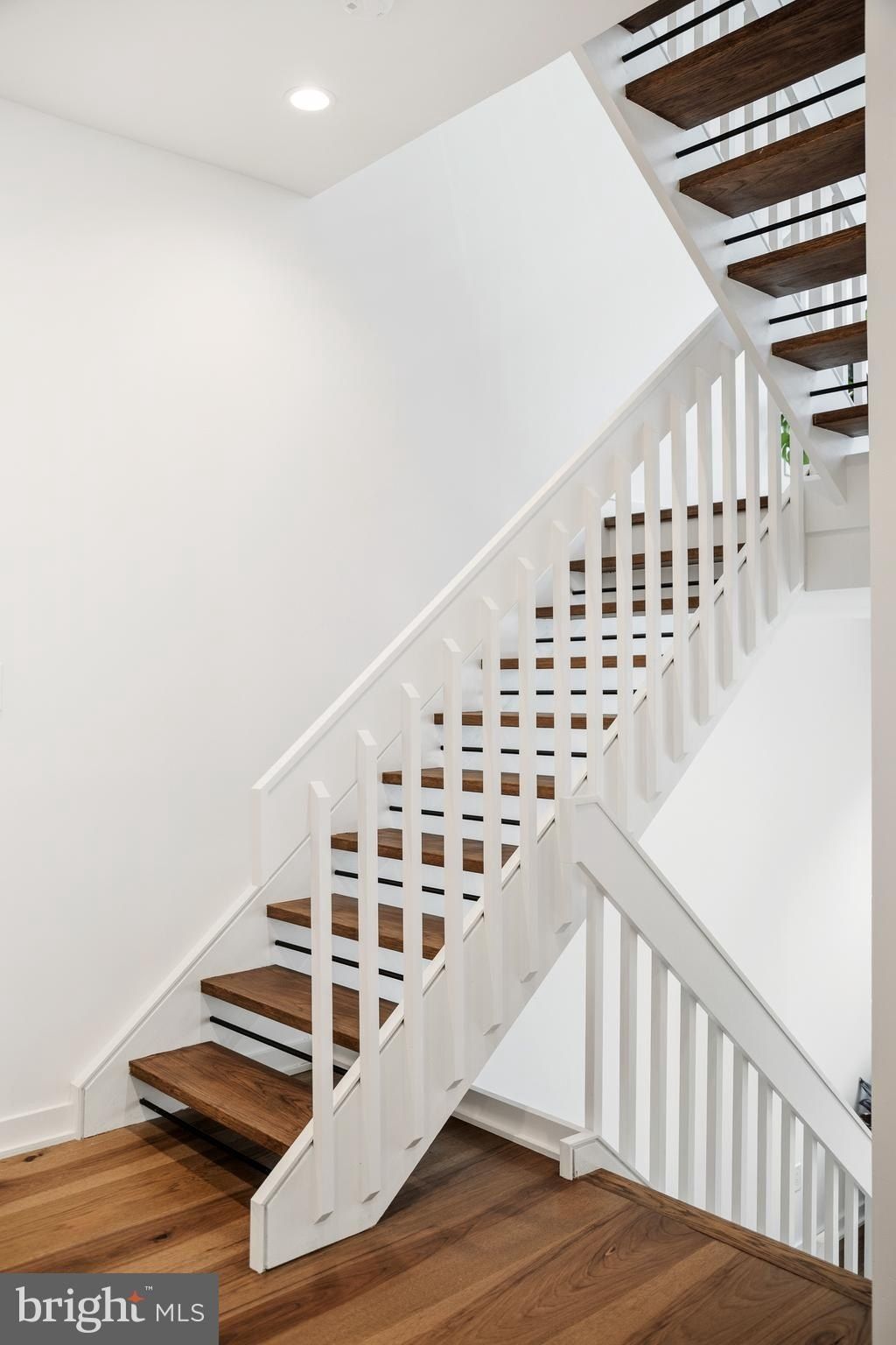 633 E Thompson Street. Philadelphia, PA 19125