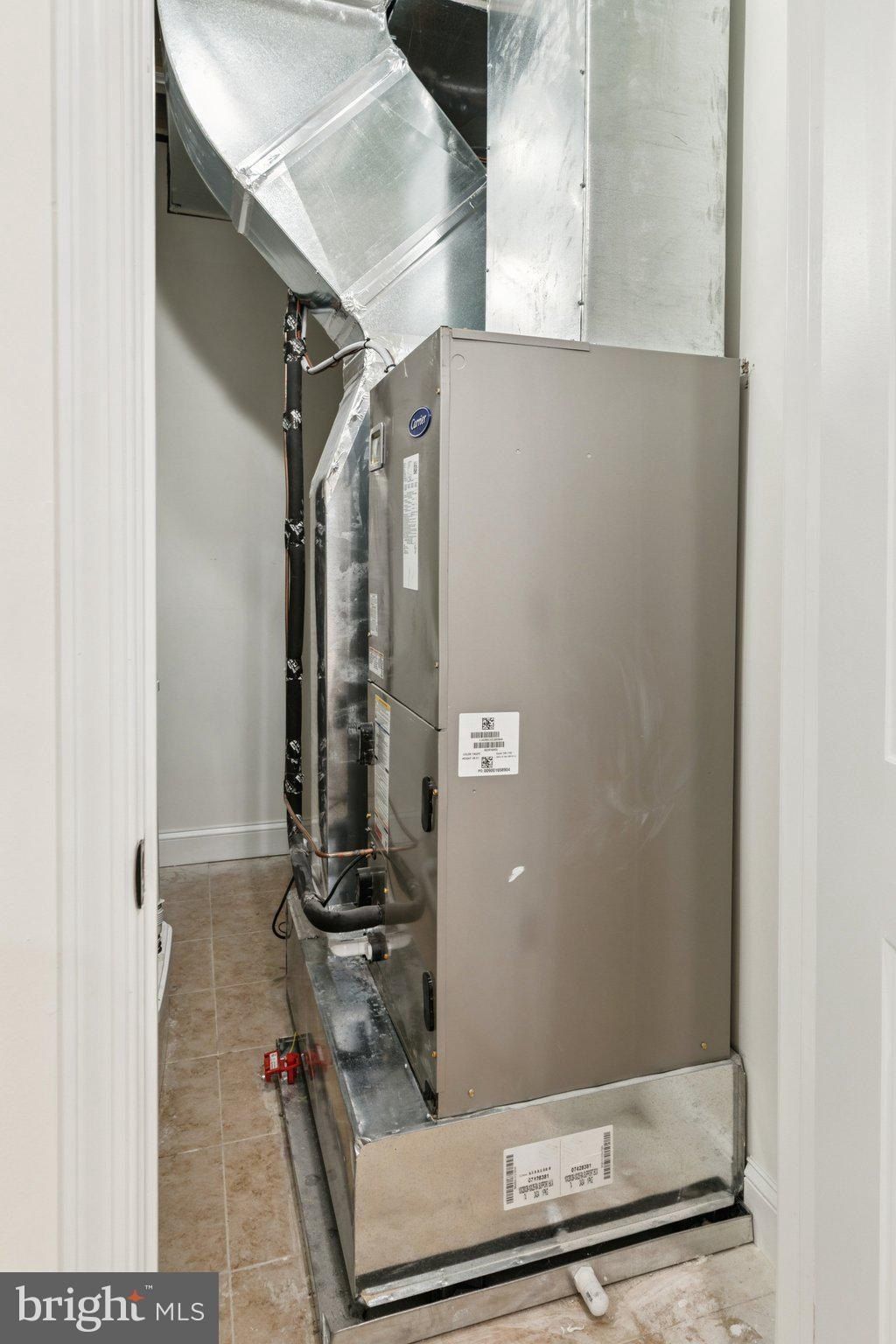 1941 N 9Th Street. Philadelphia, PA 19122