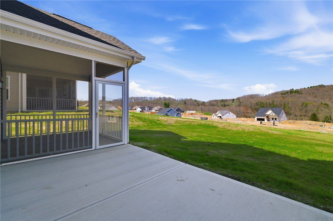 614 Valor Drive. Allison Park, PA 15101