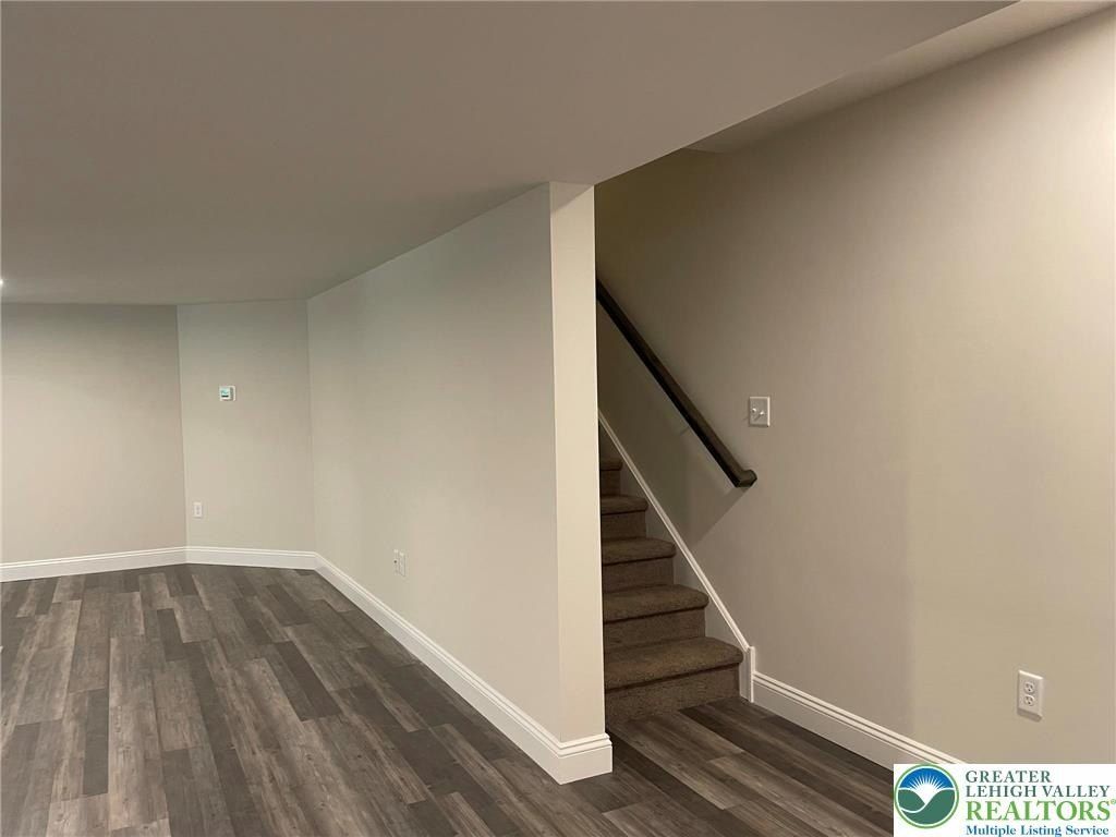 Hottle Road. Coopersburg, PA 18036