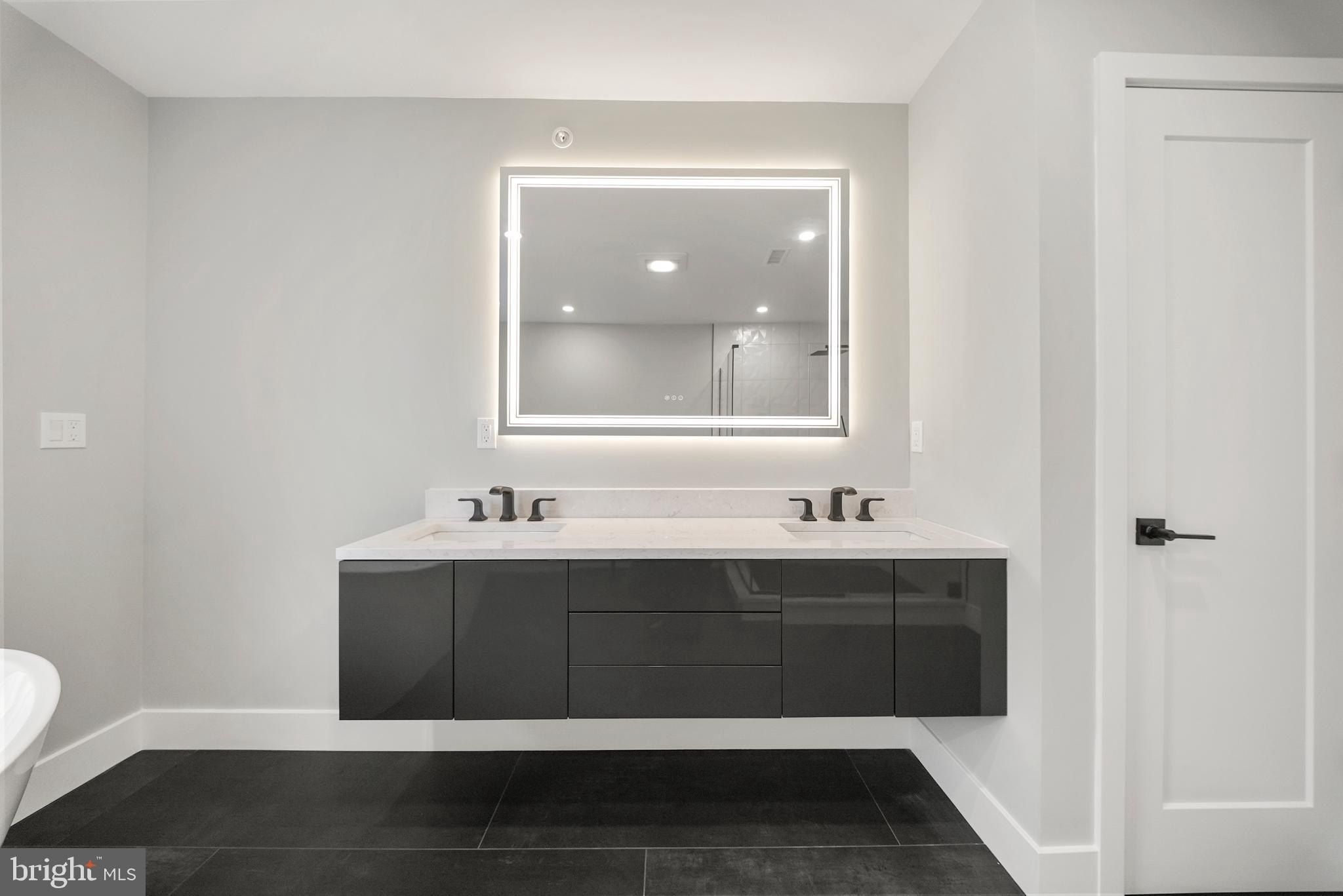 2947 Bridge Street. Furlong, PA 18925