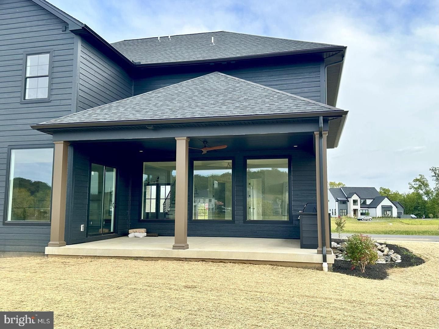 376 Spring Haven Drive. Lancaster, PA 17601