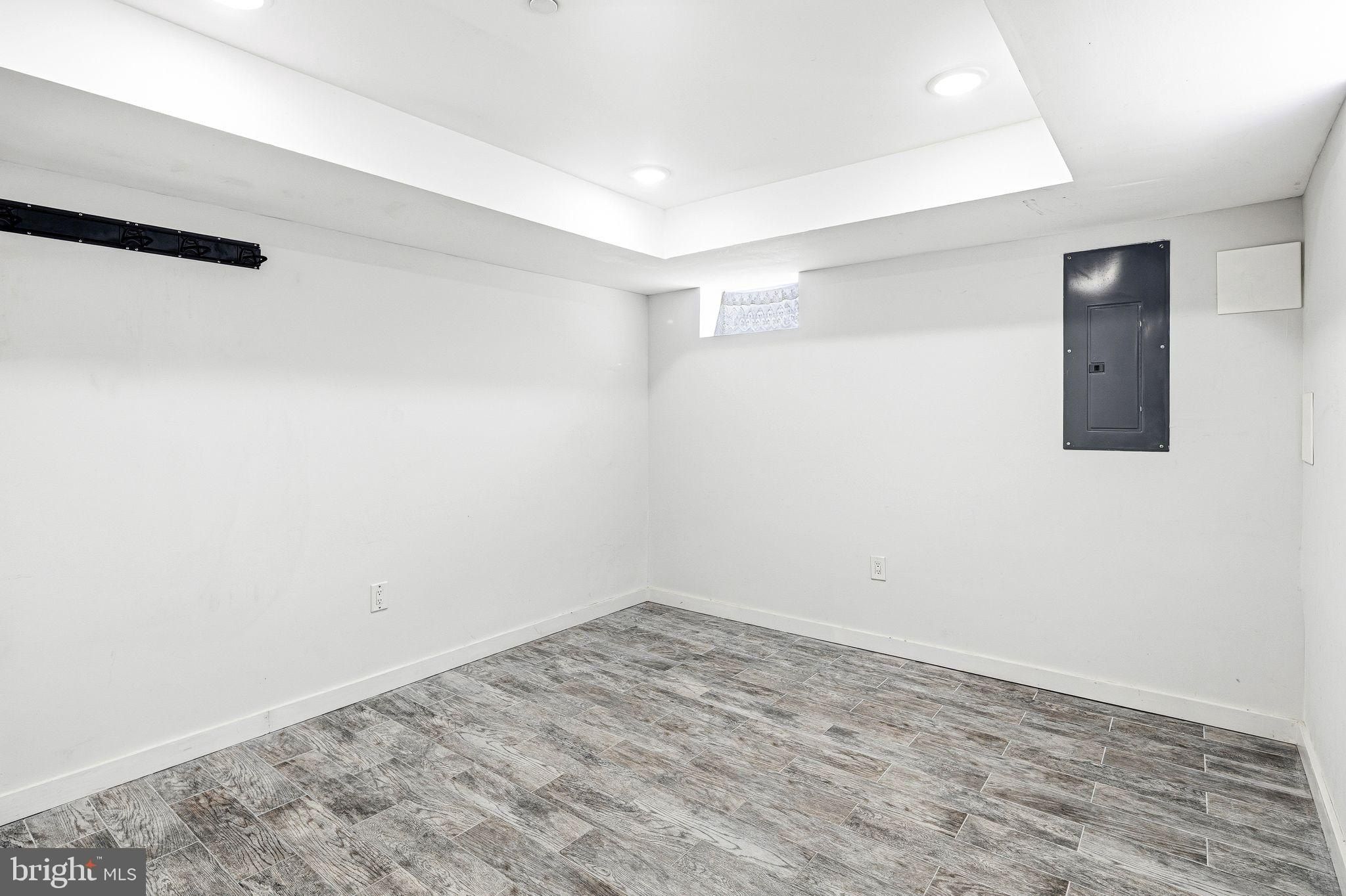 1940 S 6Th Street. Philadelphia, PA 19148