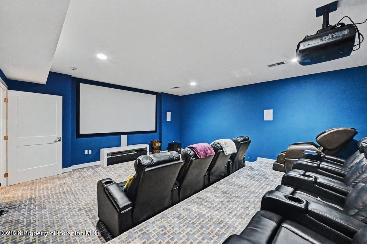 103 Rock Ridge Drive. Clarks Summit, PA 18411