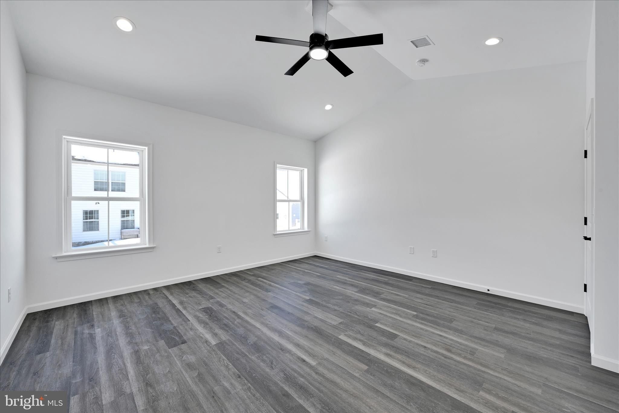 236 Pilgrim Drive. Lancaster, PA 17603