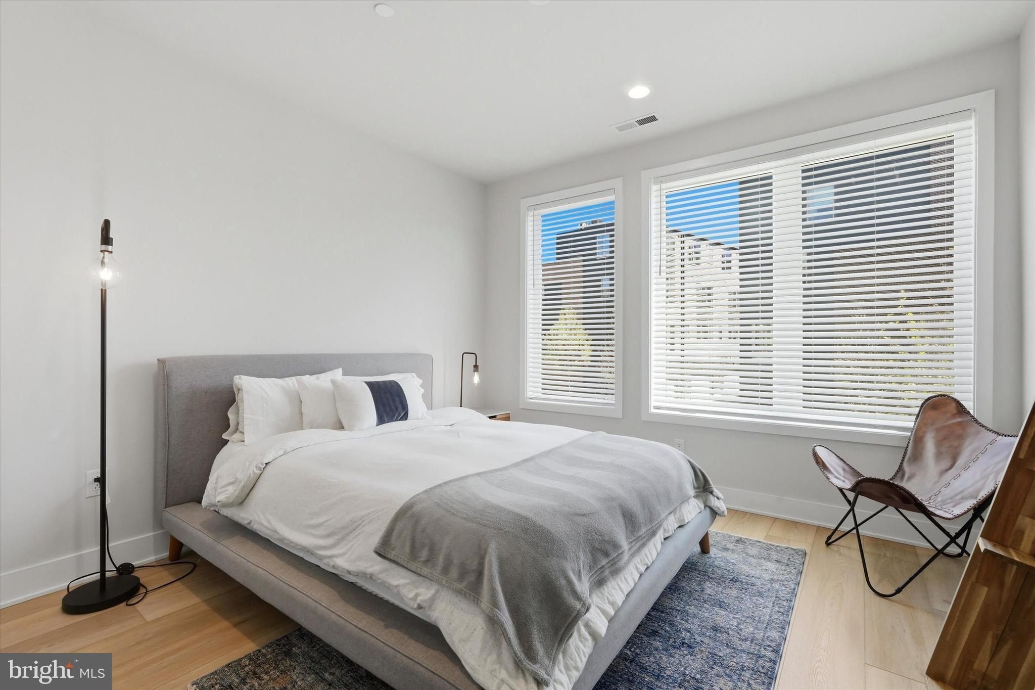 2160 Northbank Place. Philadelphia, PA 19125