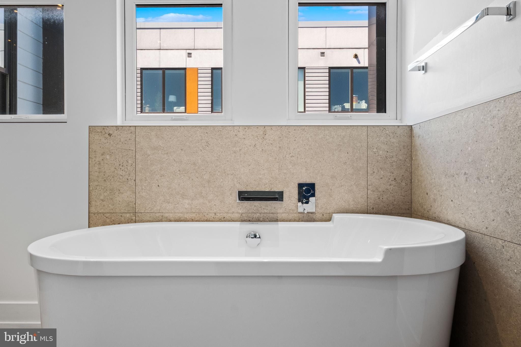 113115 Arch Street. Philadelphia, PA 19106
