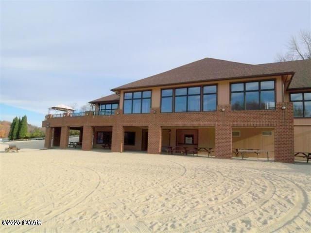 71 Underwood Lane. Lake Ariel, PA 18436