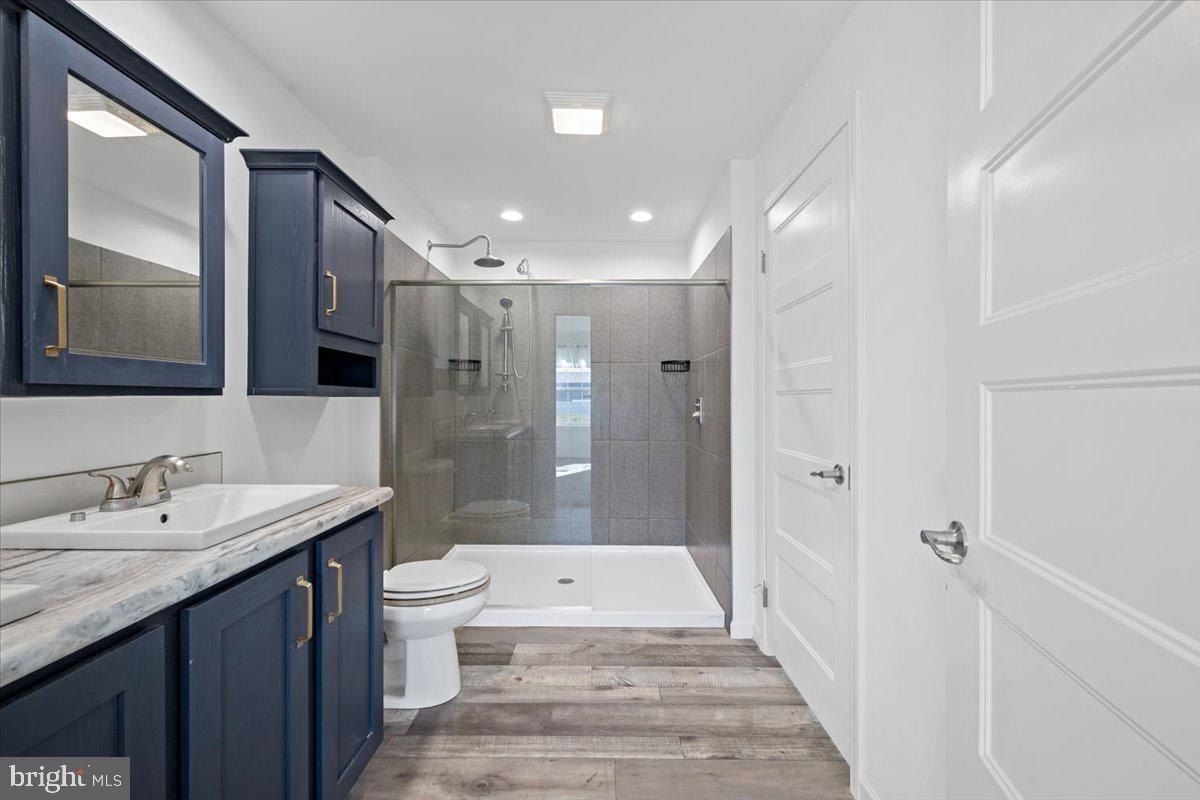1410 Heytesbury Road. Walnutport, PA 18088
