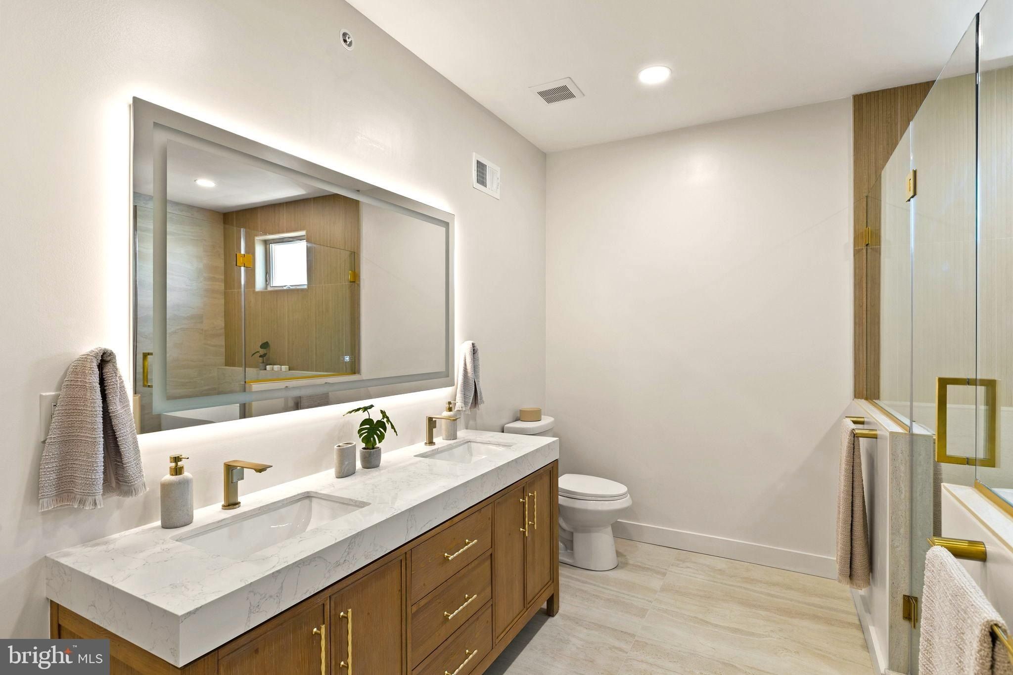 1711 N 4Th Street. Philadelphia, PA 19122
