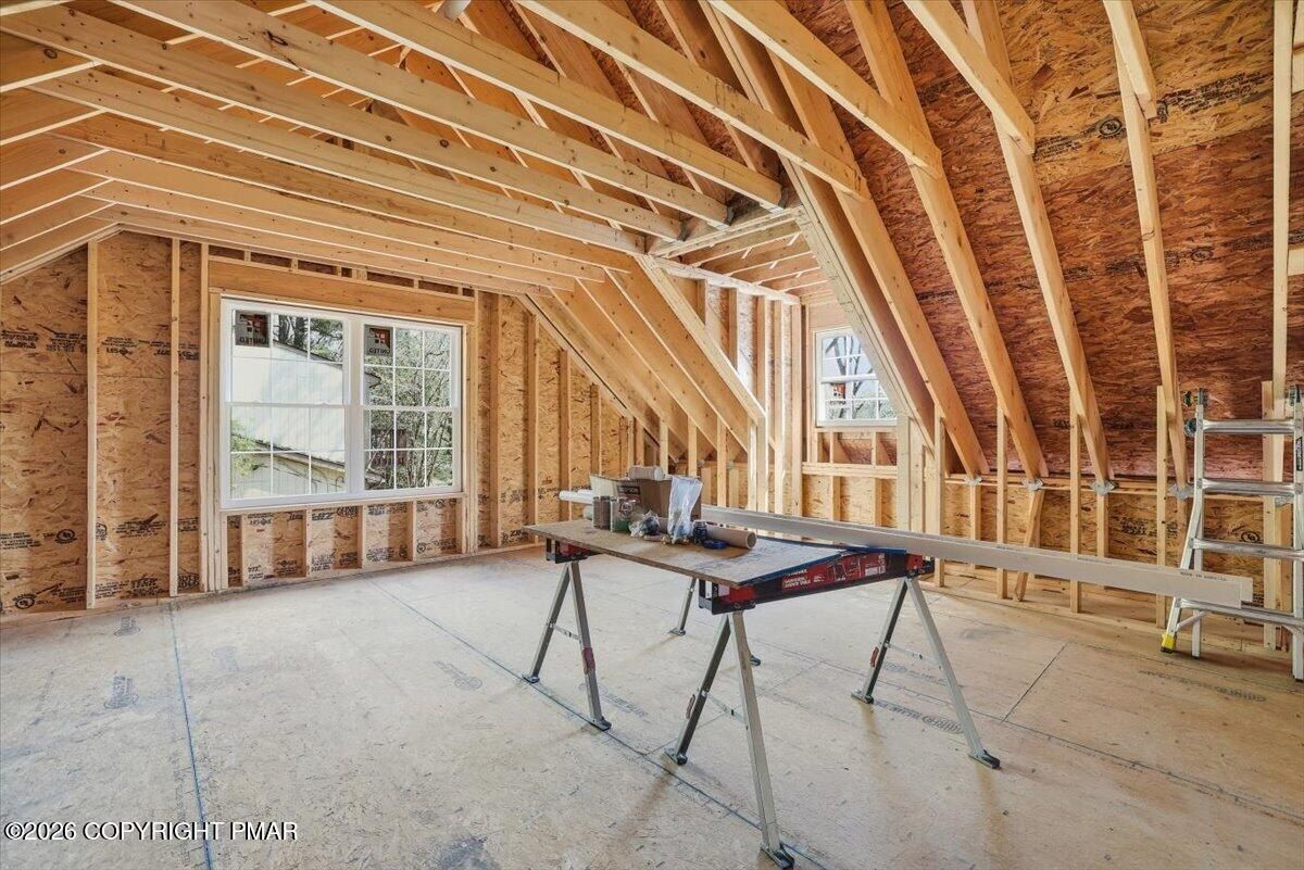 3554 Acorn Circle. East Stroudsburg, PA 18302