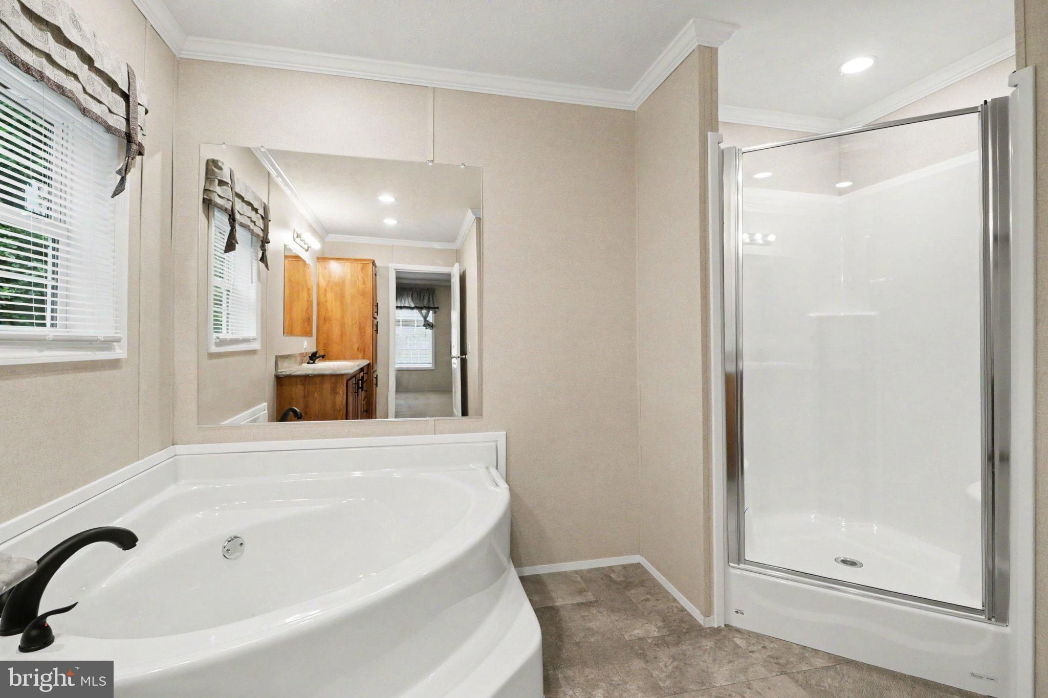 10 S Elmer Avenue. Halifax, PA 17032