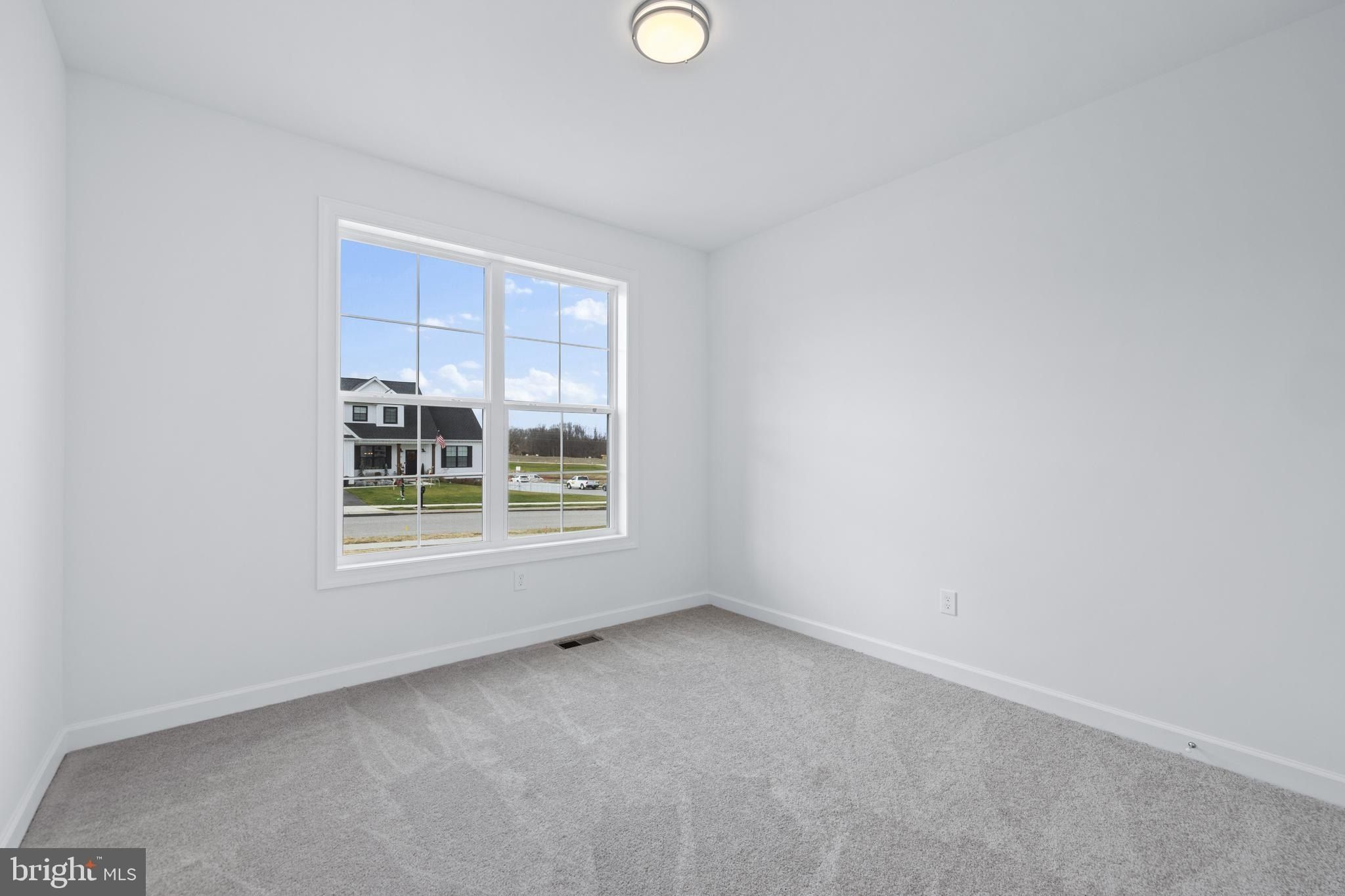 42 Lobell Road. Abbottstown, PA 17301