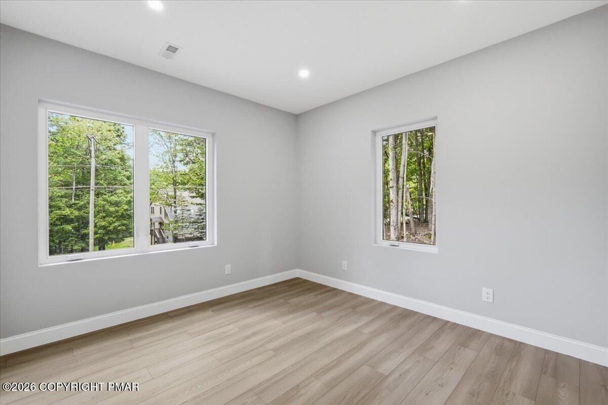 124 Wallenpaupack Drive. Greentown, PA 18426