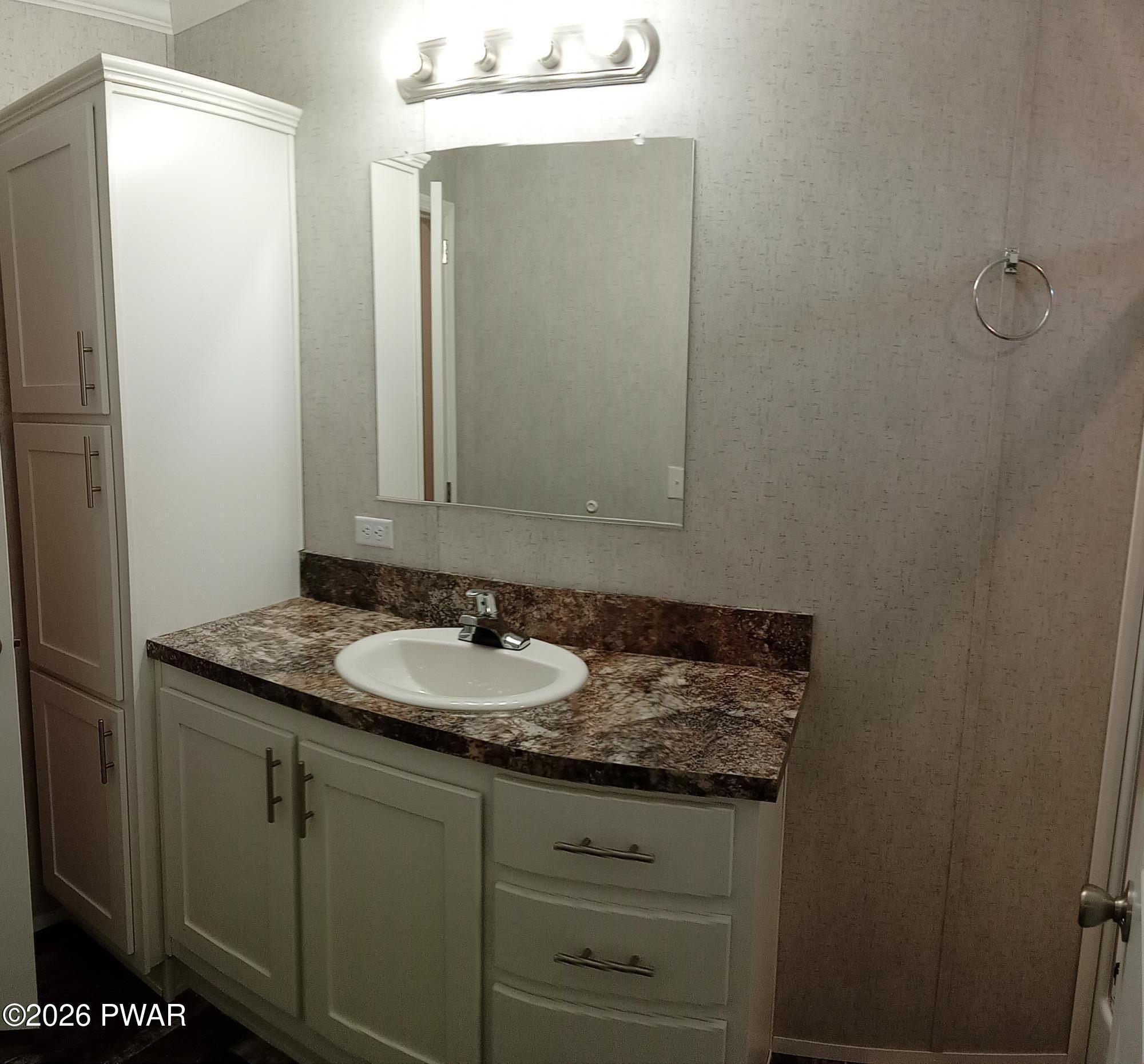 5 Evergreen Mhp Park. Jefferson Township, PA 18436