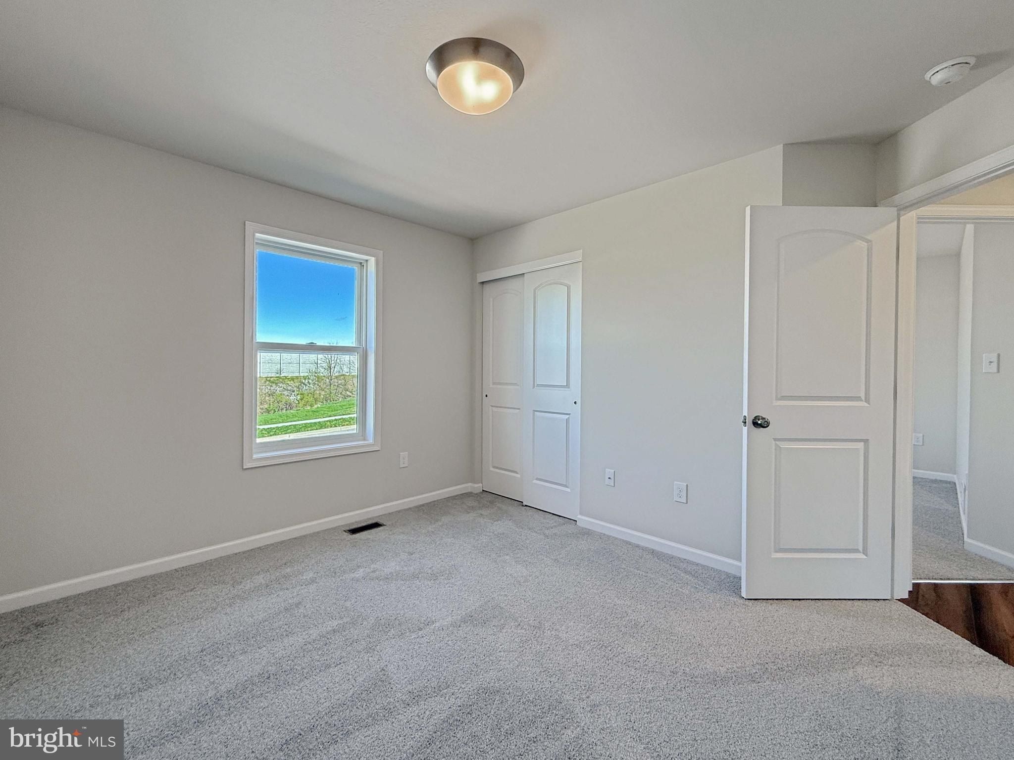 10 Cheltenham Lane. Carlisle, PA 17013