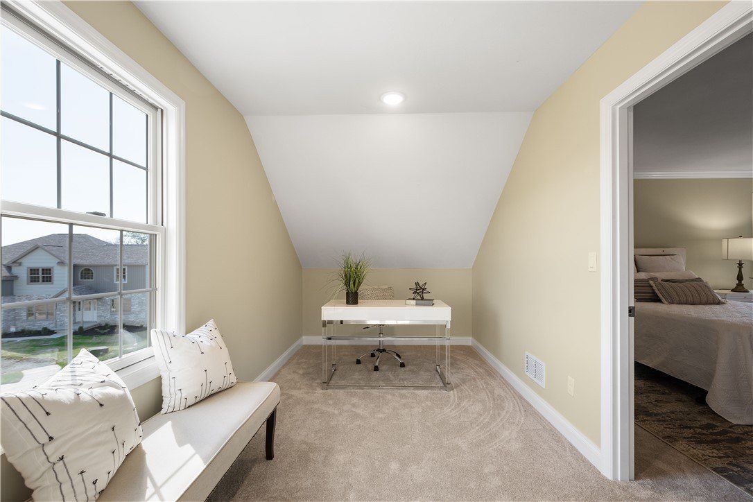112 Harrowgate Lane. Canonsburg, PA 15317