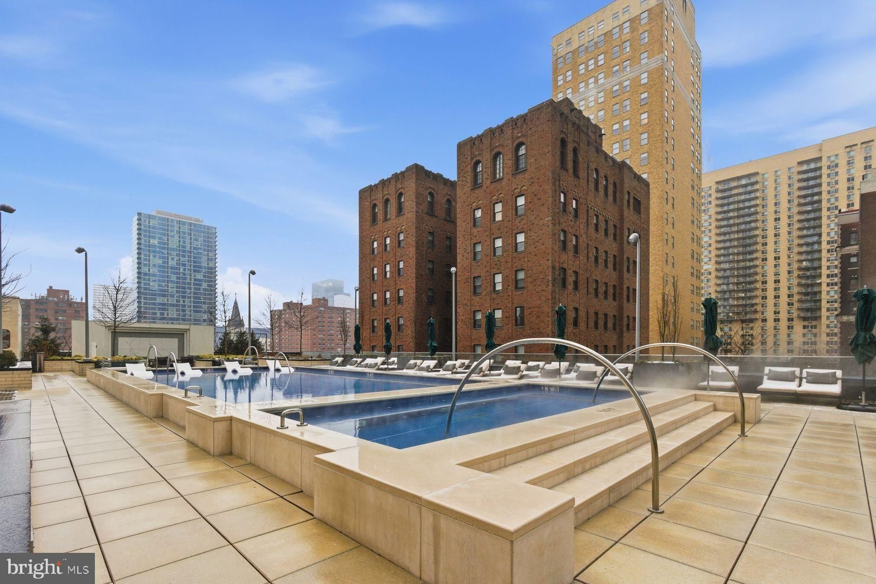 1911 Walnut St. Philadelphia, PA 19103