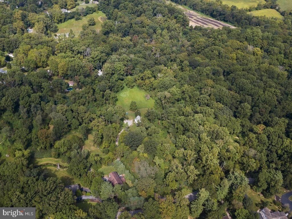 Newtown Square, PA 19073