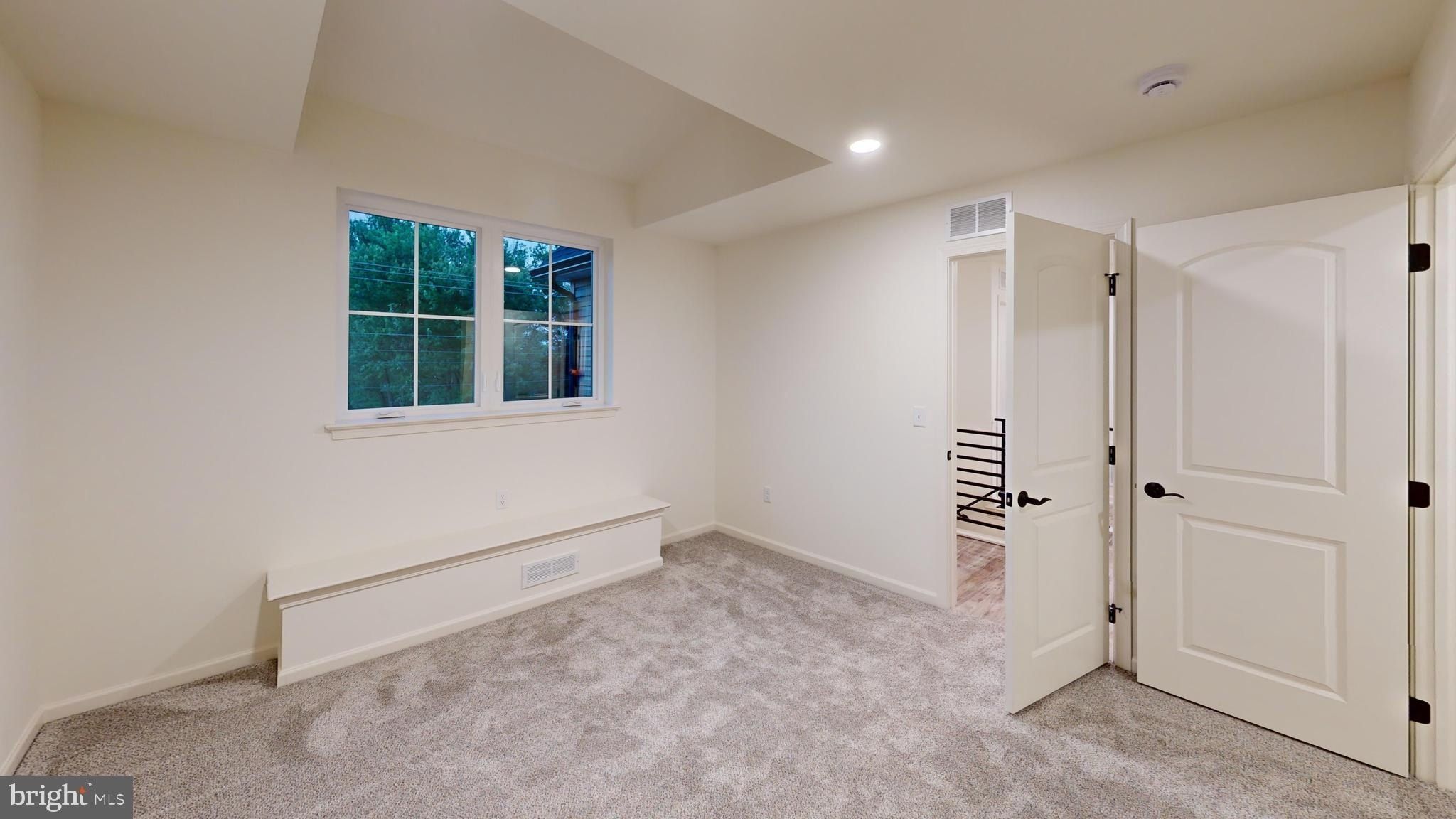 29 Lausch Road. Denver, PA 17517