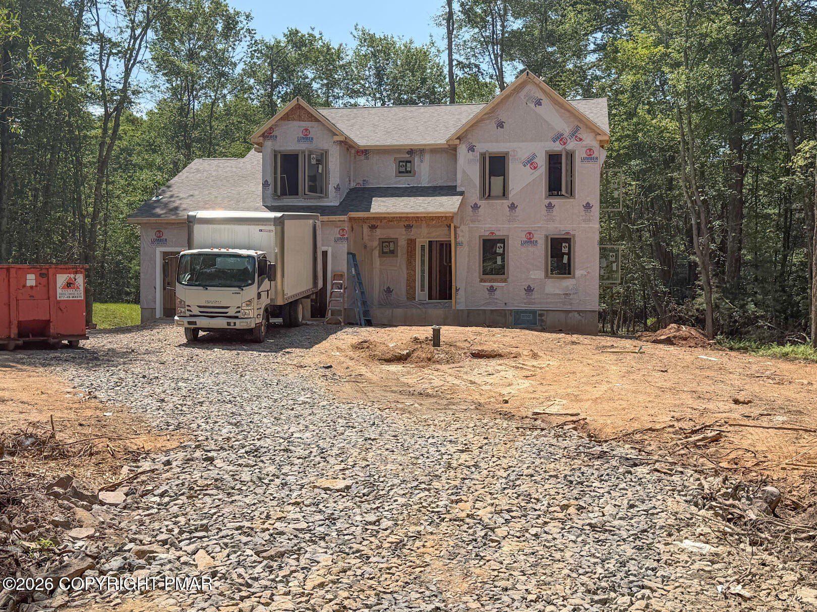 5123 Cornflower Court. Pocono Summit, PA 18346