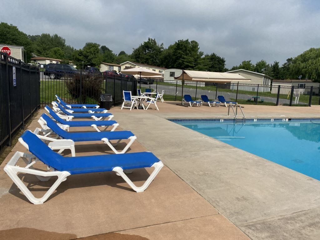 4250 Wolf Den Court. Orefield, PA 18069