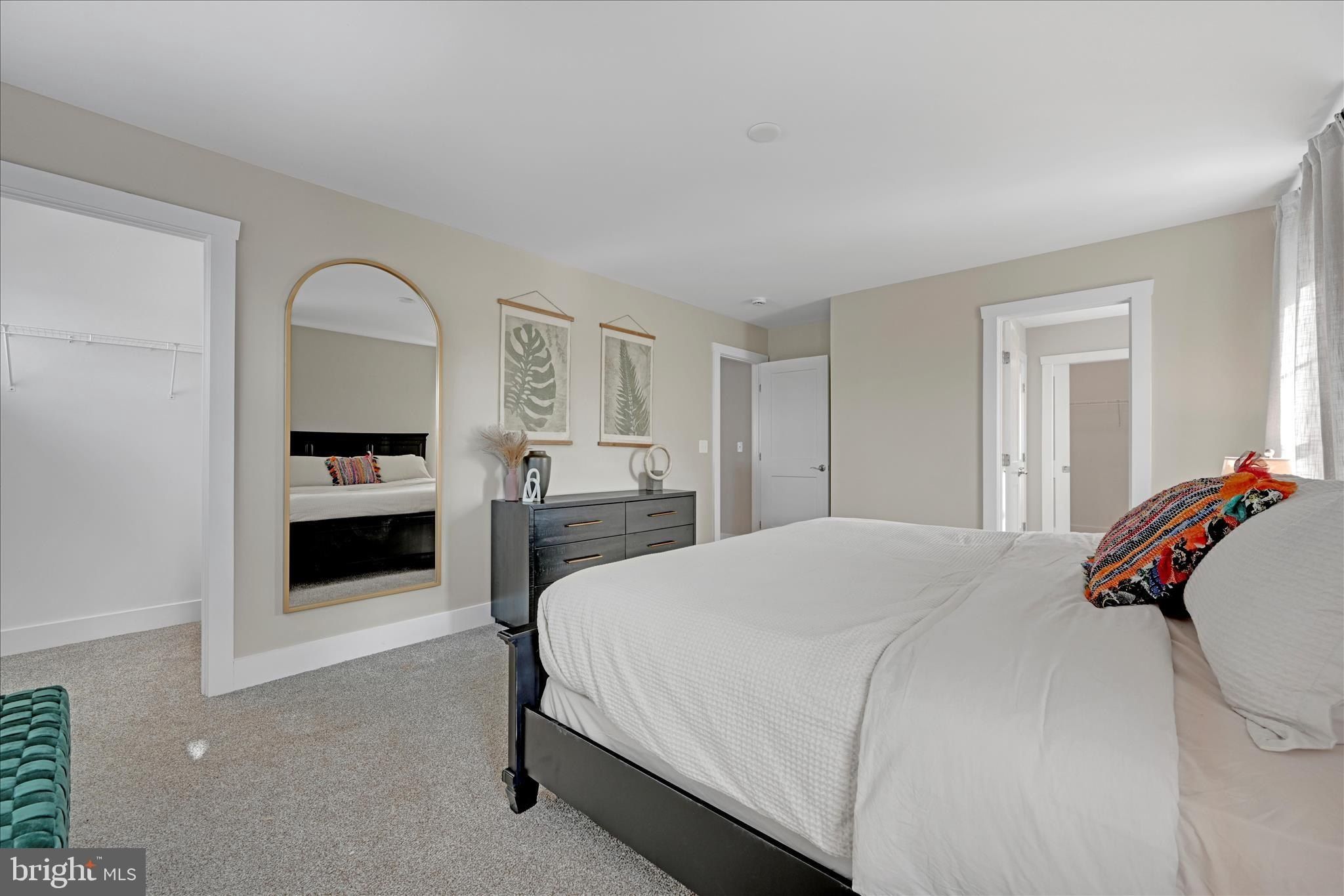 256 Pilgrim Drive. Lancaster, PA 17603