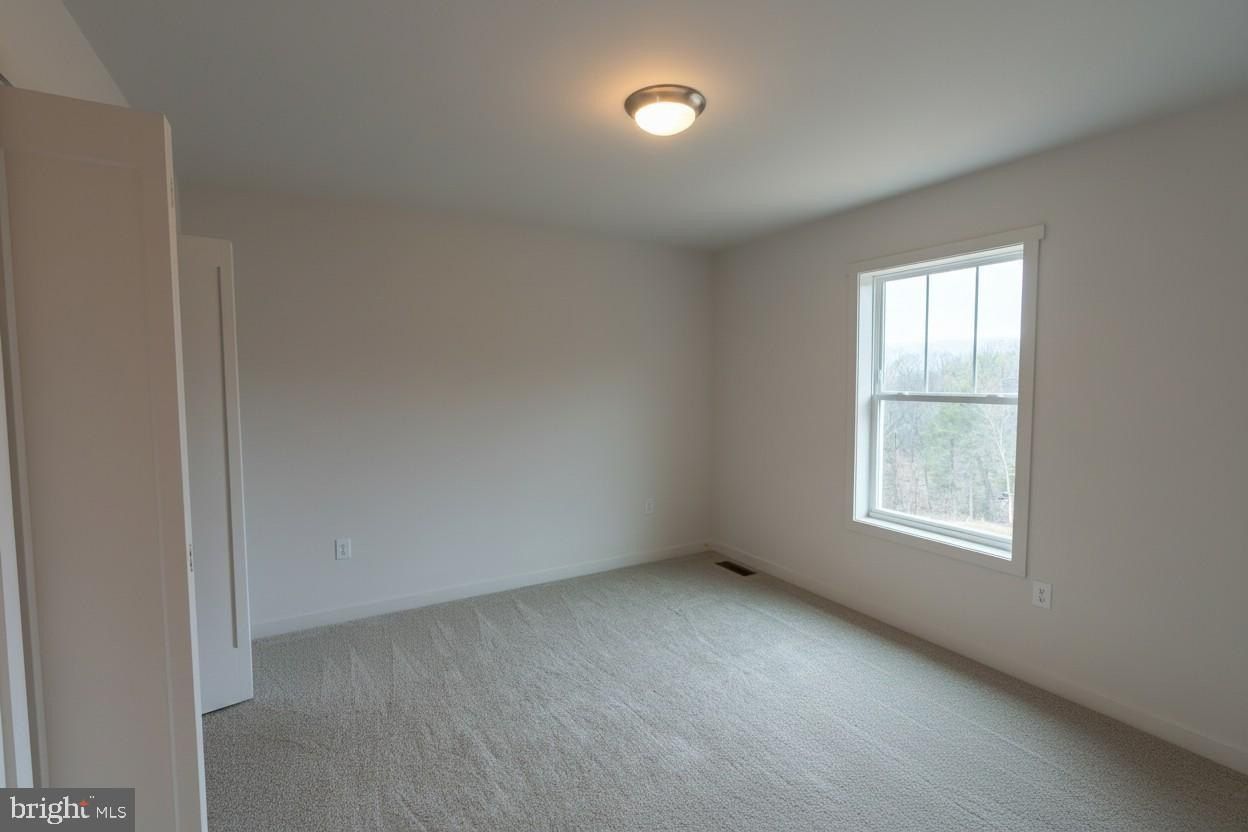 10216 Thornwood Road. Shippensburg, PA 17257