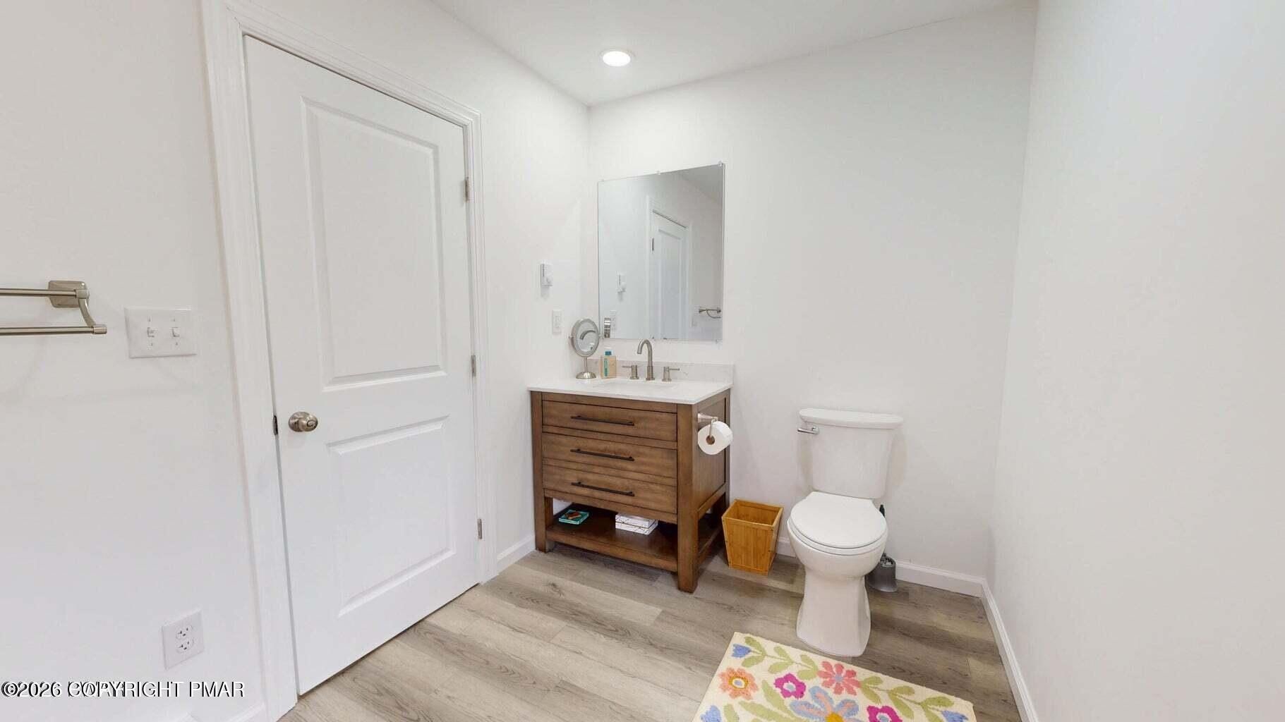 128 Pitch Pine Drive. Milford, PA 18337